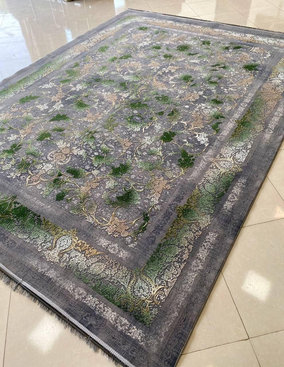 فرش ماشینی 1200 شانه الماس طرح مدرن طوسی سبز|فرش|قم, هفت تیر|دیوار