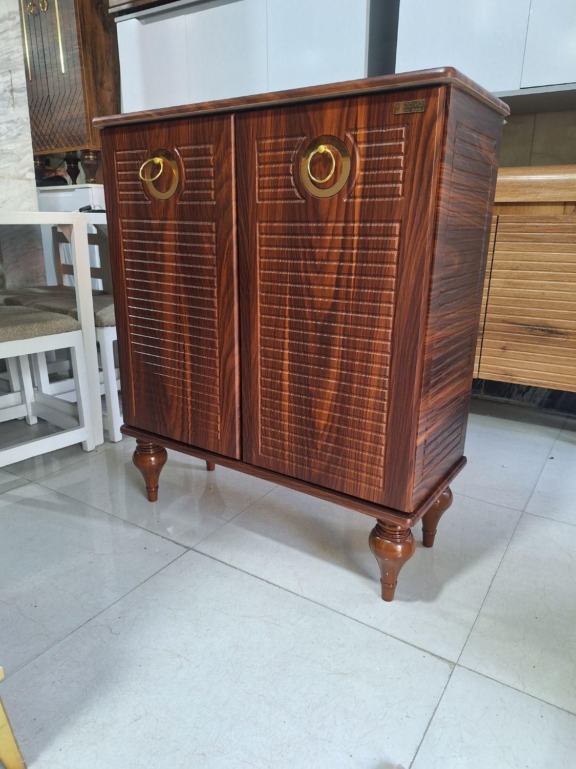 جاکفشی پیچک شرکتی|جاکفشی، کمد، دراور|خرم‌آباد, |دیوار