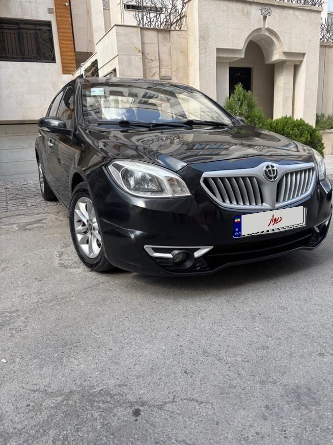 برلیانس H330 اتوماتیک 1500cc، مدل ۱۳۹۵|خودرو سواری و وانت|مشهد, شهید فرامرز عباسی|دیوار