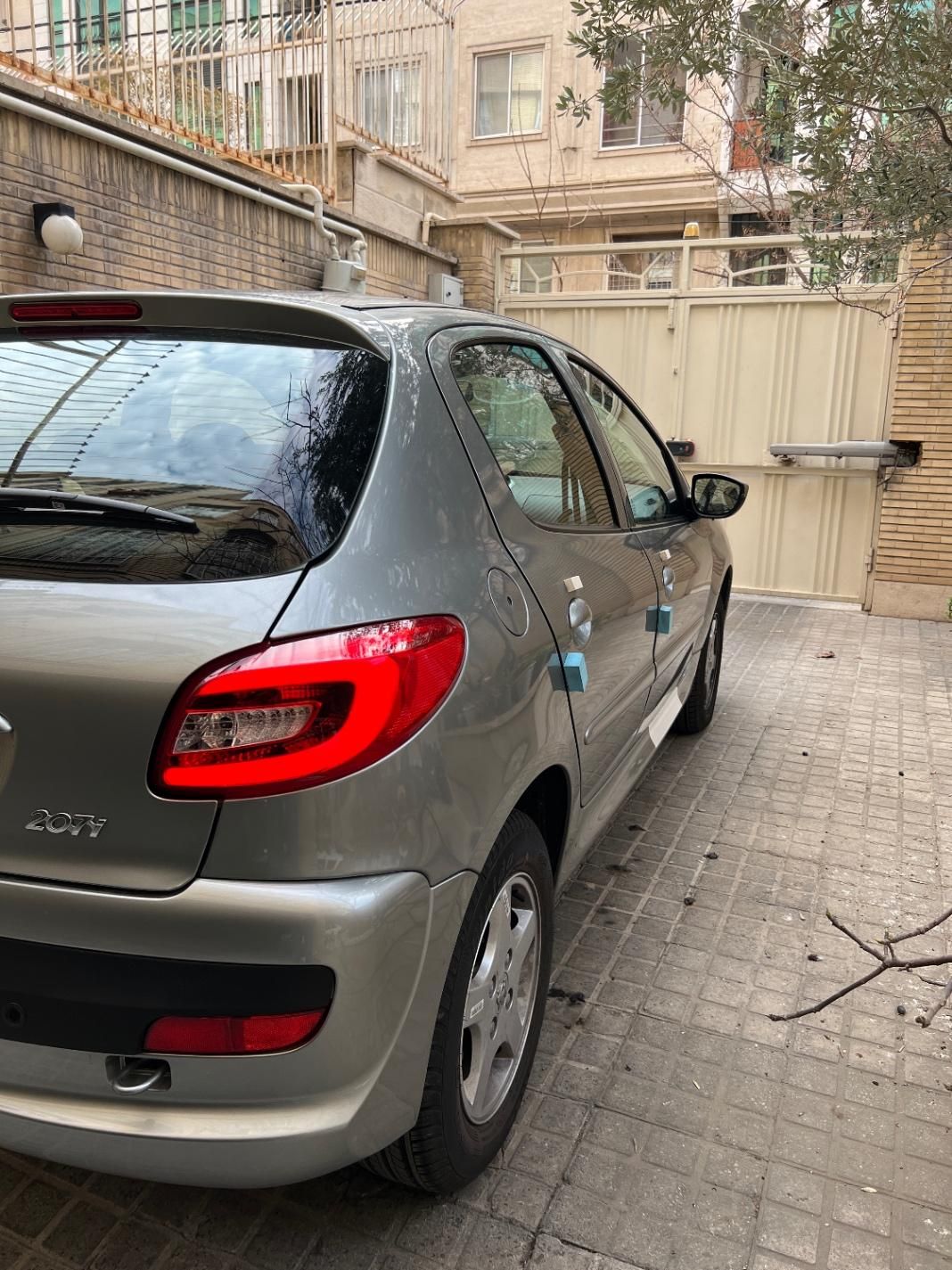 پژو 207i اتوماتیک TU5P، مدل ۱۴۰۲|خودرو سواری و وانت|تهران, امانیه|دیوار