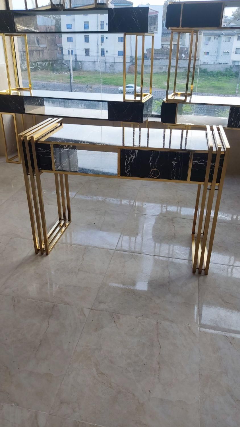 میز ناخن ۳خط|آرایشگاه و سالن‌های زیبایی|رشت, امین الضرب|دیوار