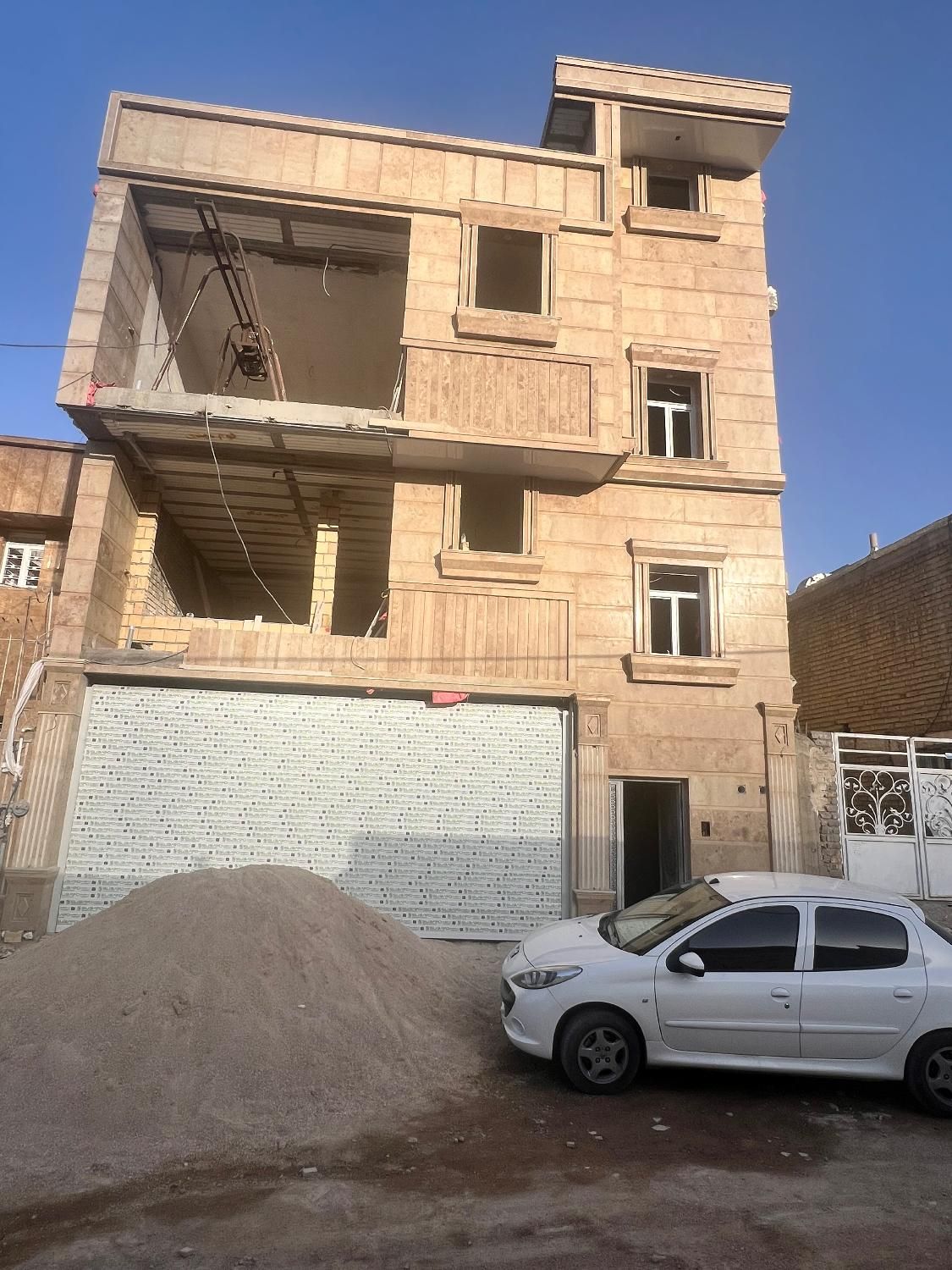 اپارتمان دوخوابه بهترین لوکیشن شاپورجان ۱۰۵متر|فروش آپارتمان|شیراز, شاپورجان|دیوار