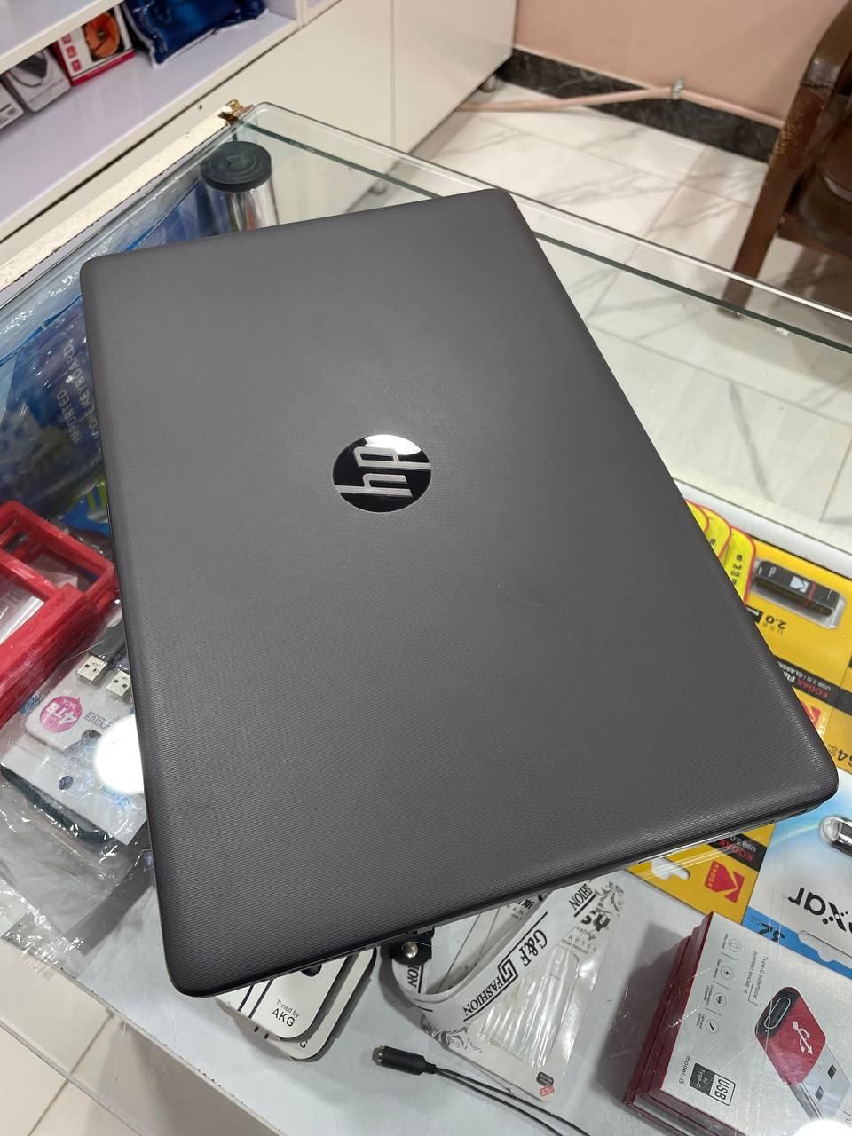 لپ تاپ i5 / HP 250 G7 نسل 8 / 15.6 اینچ FHD|رایانه همراه|بجنورد, |دیوار