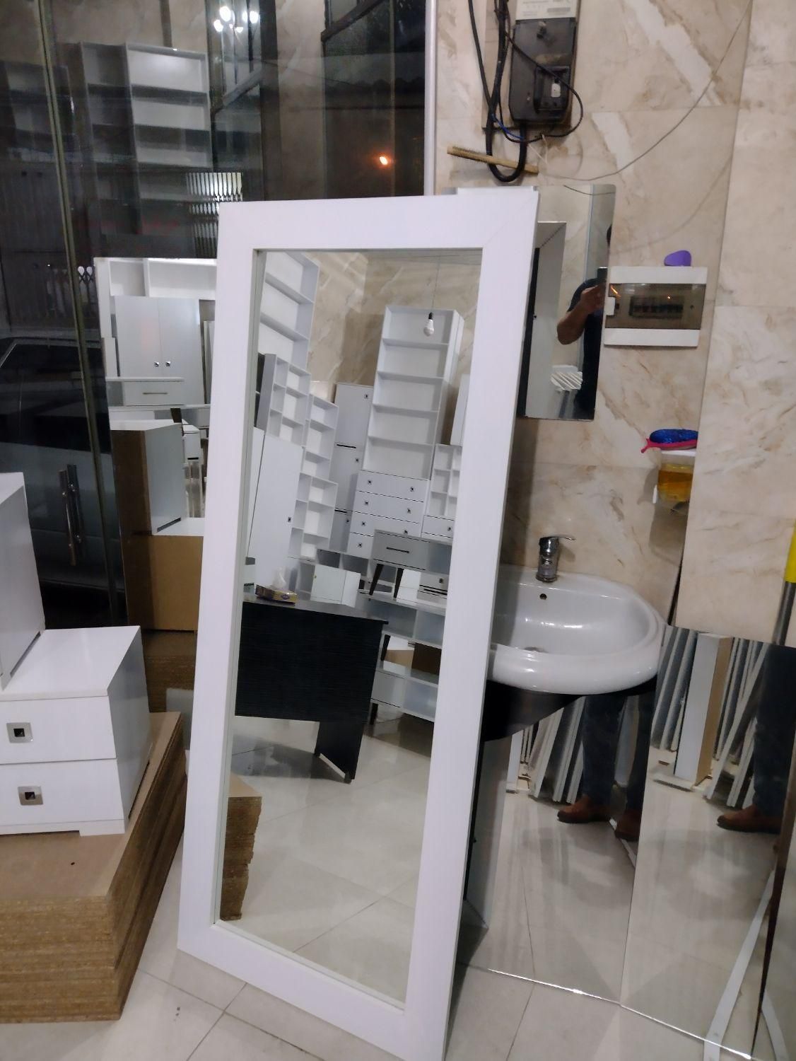 آینه قدی|آینه|رشت, آب آسیاب|دیوار