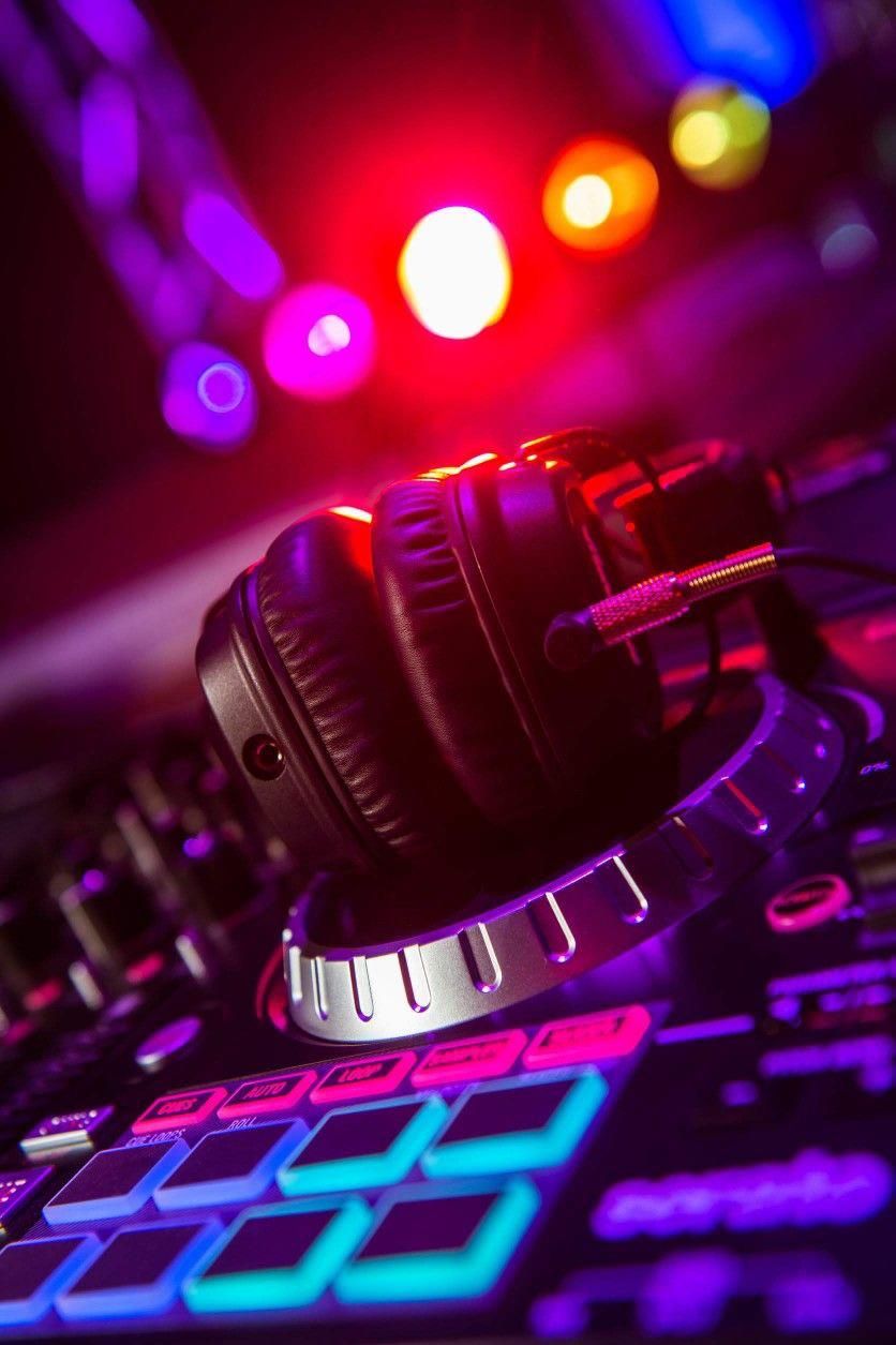 دیجی DJ حرفه ای مجالس|خدمات پذیرایی، مراسم|تهران, حکیمیه|دیوار