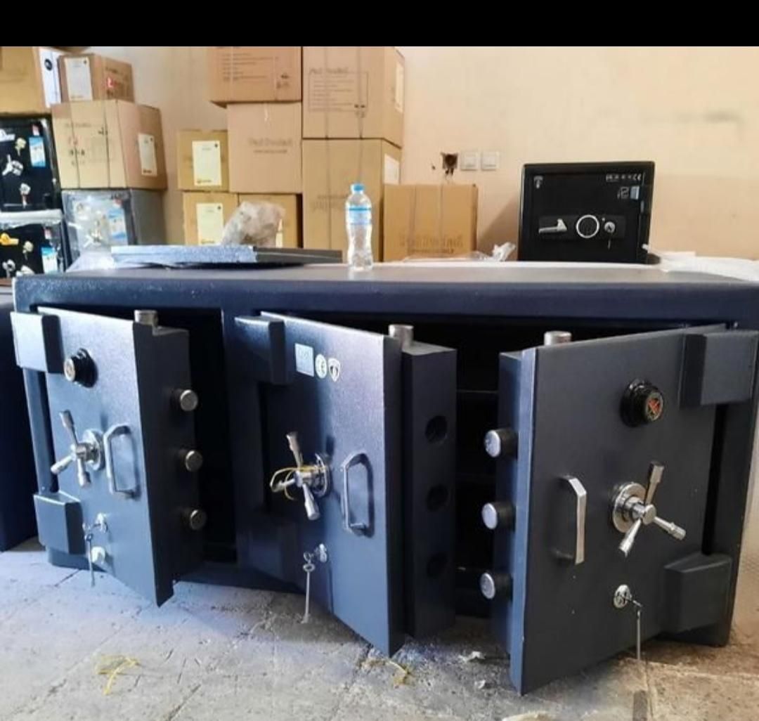 گاوصندوق مخصوص/دلار/سکه/طلا/نقره|ابزارآلات|قم, نیروگاه|دیوار