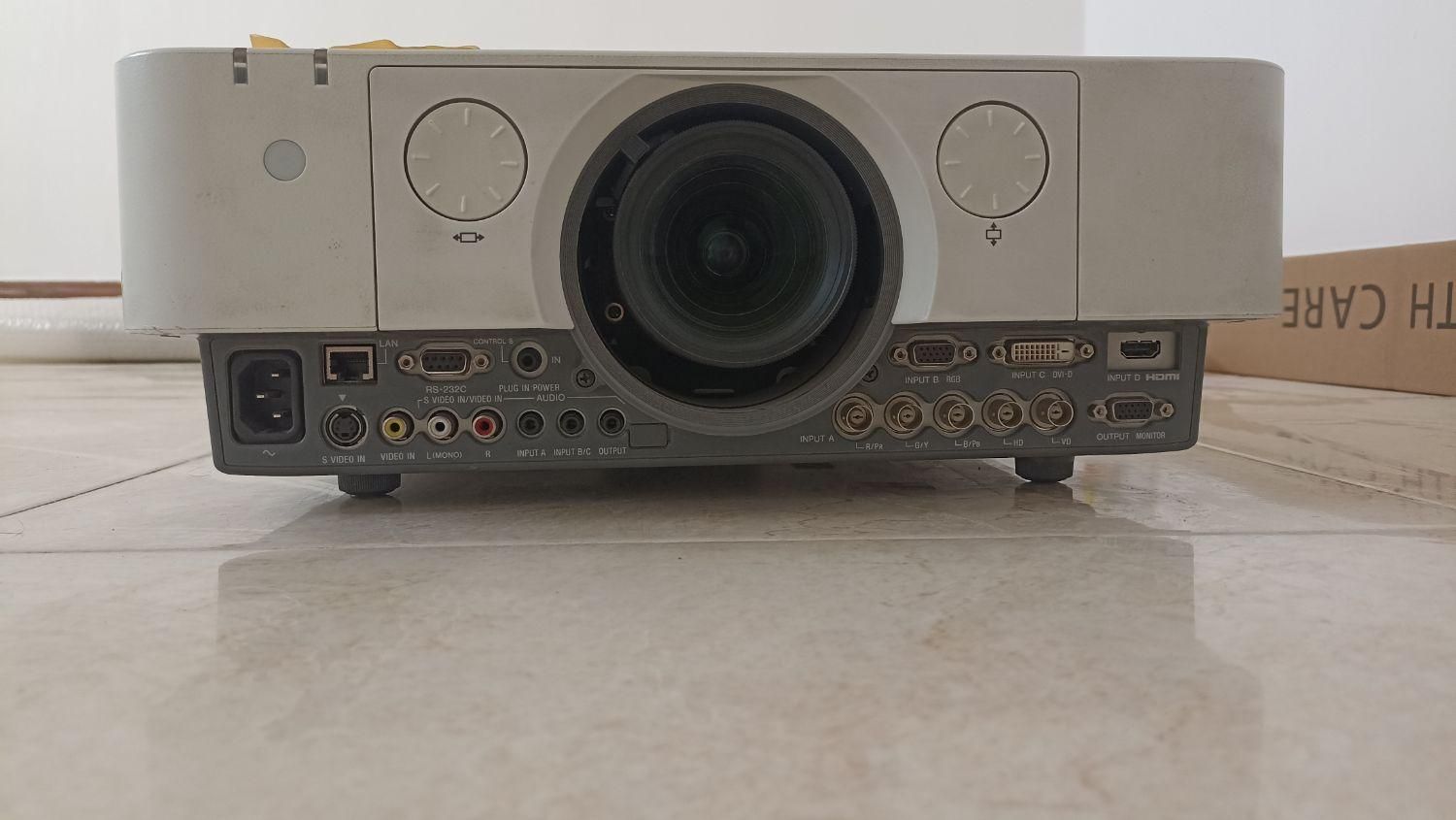 ویدیو پروژکتور سونی Sony VPL-FH31|تلویزیون و پروژکتور|شهرکرد, |دیوار