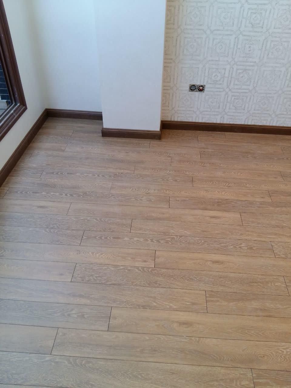 نصب نصاب فروش قرنیز پارکت نبشی تاشو تعمیرات تضمینی|خدمات پیشه و مهارت|اصفهان, ملک‌شهر|دیوار