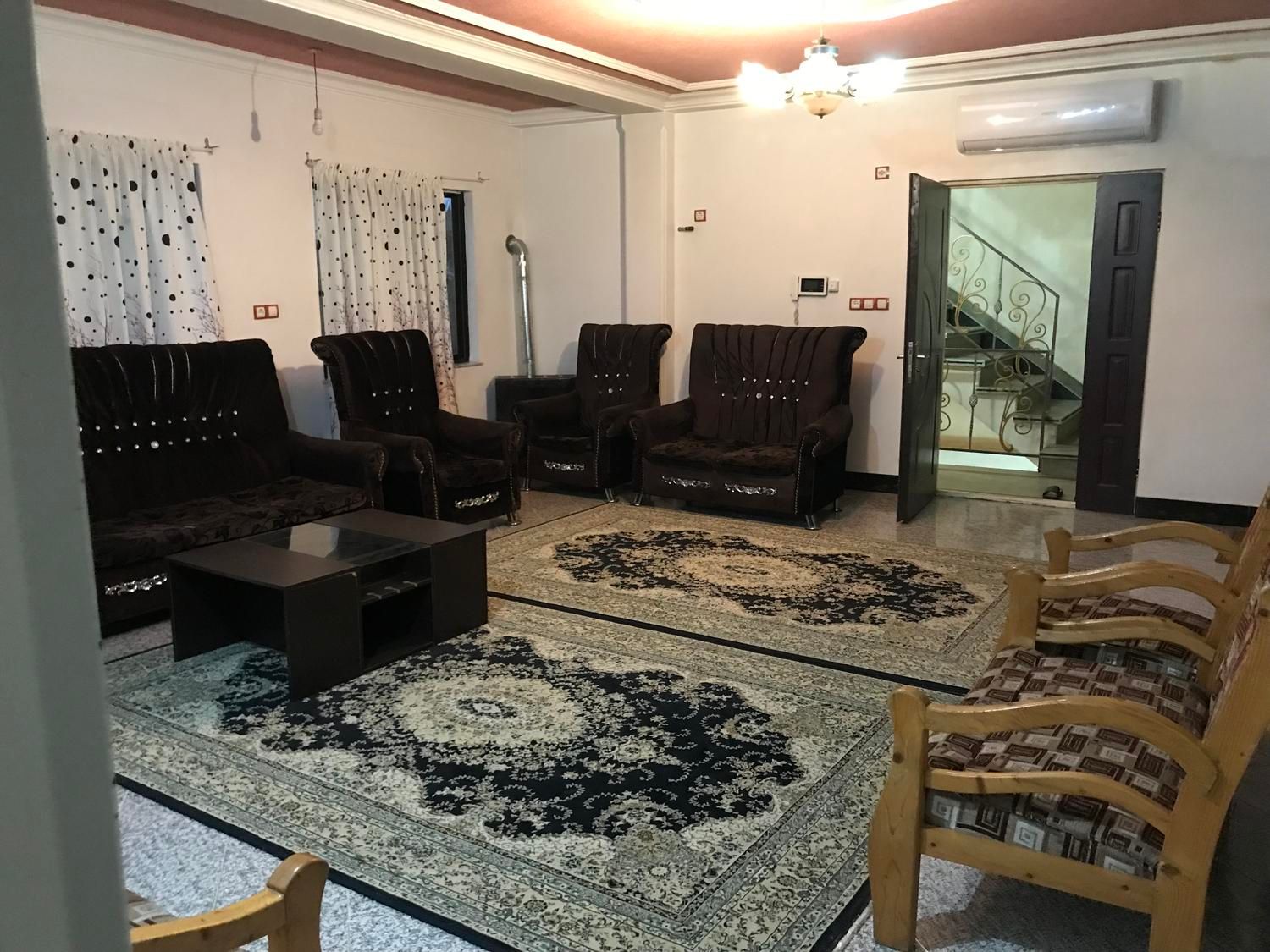 ویلا نزدیک به دریا|اجارهٔ کوتاهمدت آپارتمان و سوئیت|رامسر, |دیوار