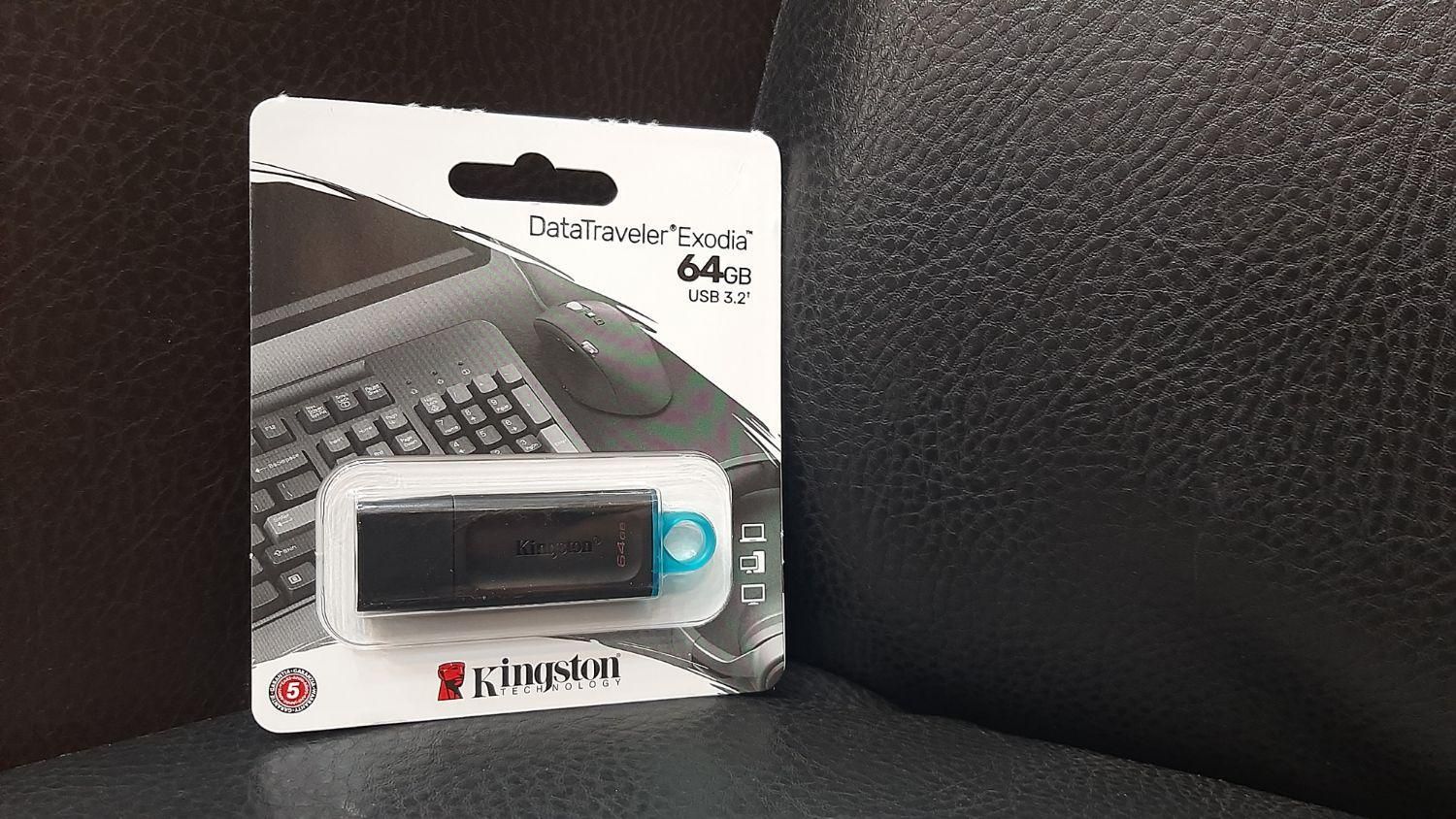 فلش مموری۶۴گیگ کینگستونusb 3.2اورجینال با گارانتی|قطعات و لوازم جانبی رایانه|تهران, میدان ولیعصر|دیوار