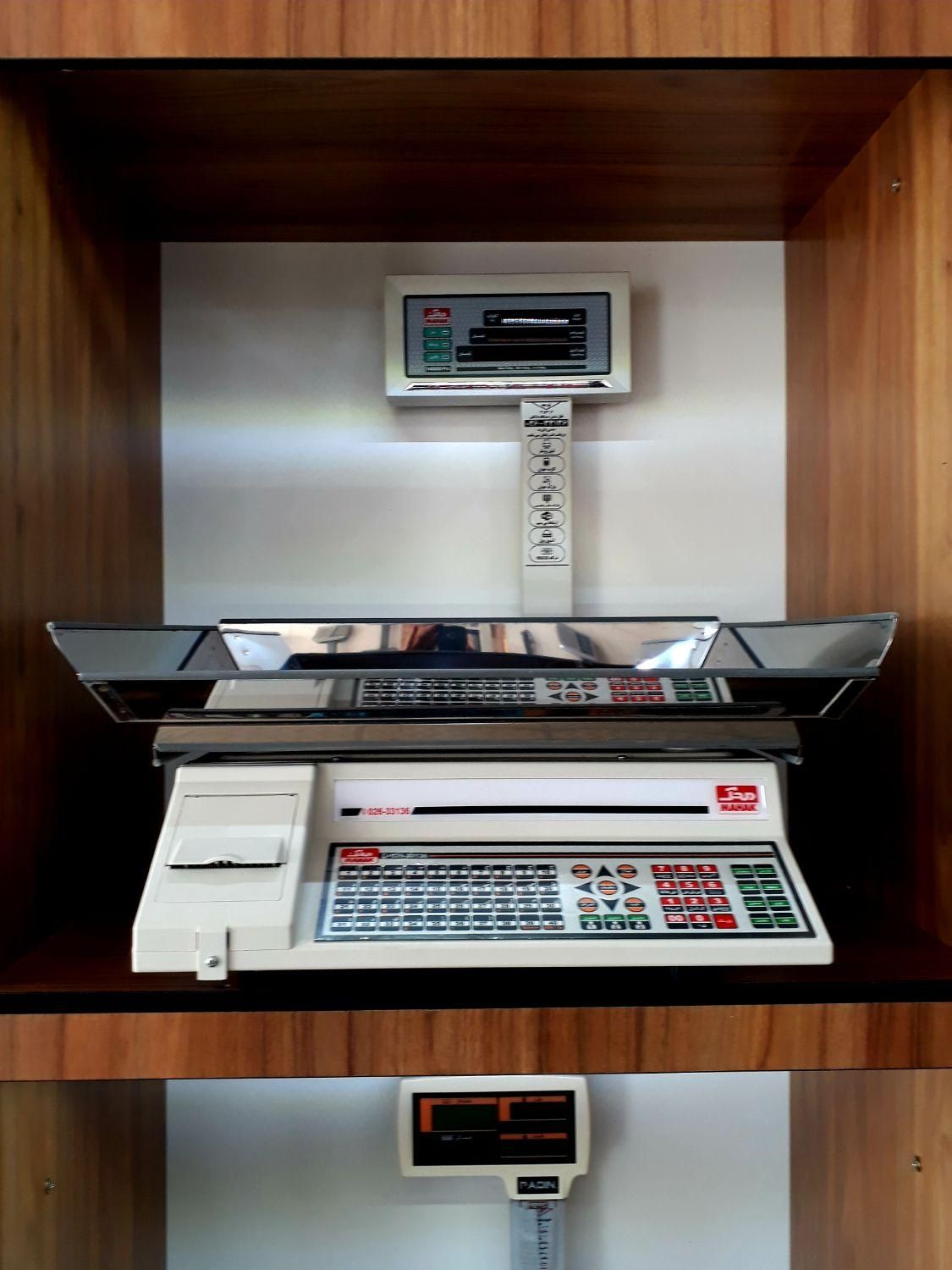 ترازوی محک ۱۴۰۰۰ ( پرو و پلاس) ۷۰ کیلوگرم|فروشگاه و مغازه|شهریار, شهریار|دیوار