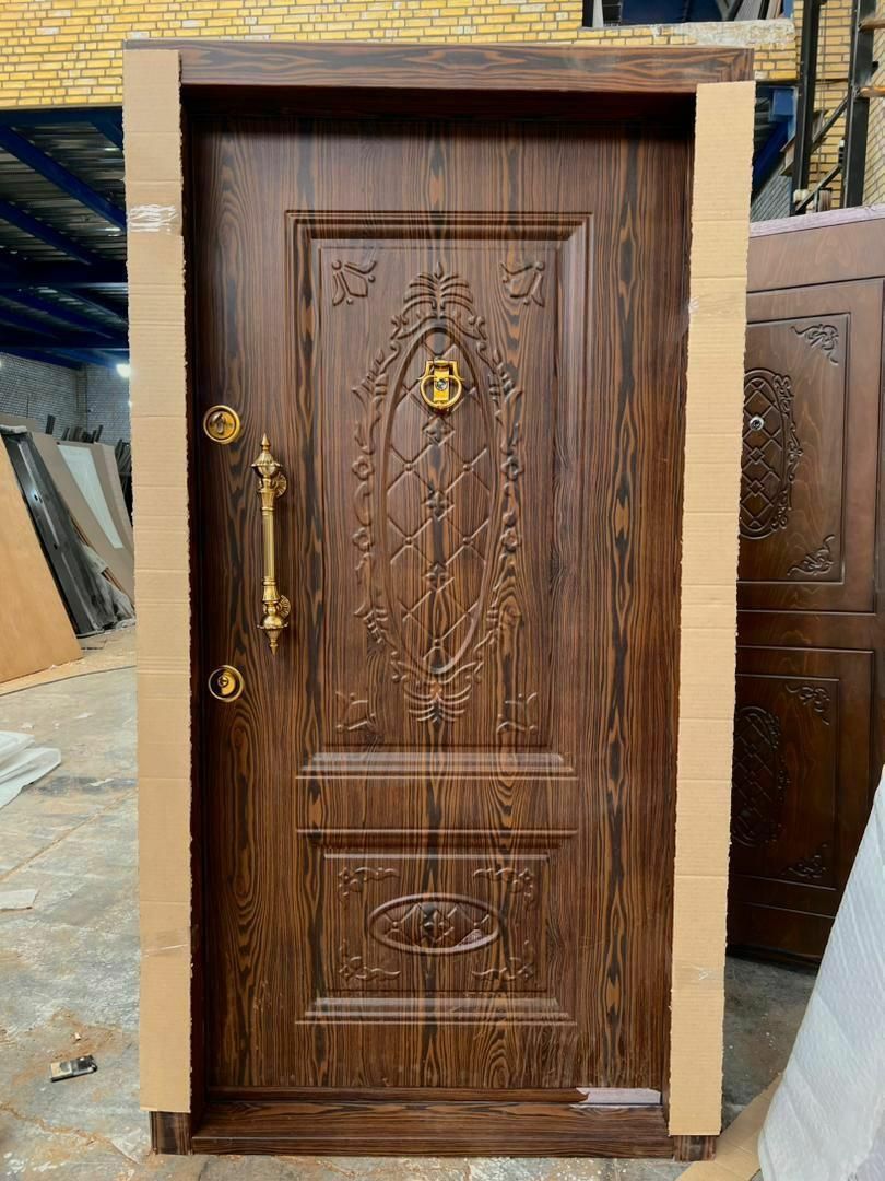 درب ضد سرقت(ضدسرقت امنیتی)رویه فلز/مدرن|مصالح و تجهیزات ساختمان|برخوار, |دیوار