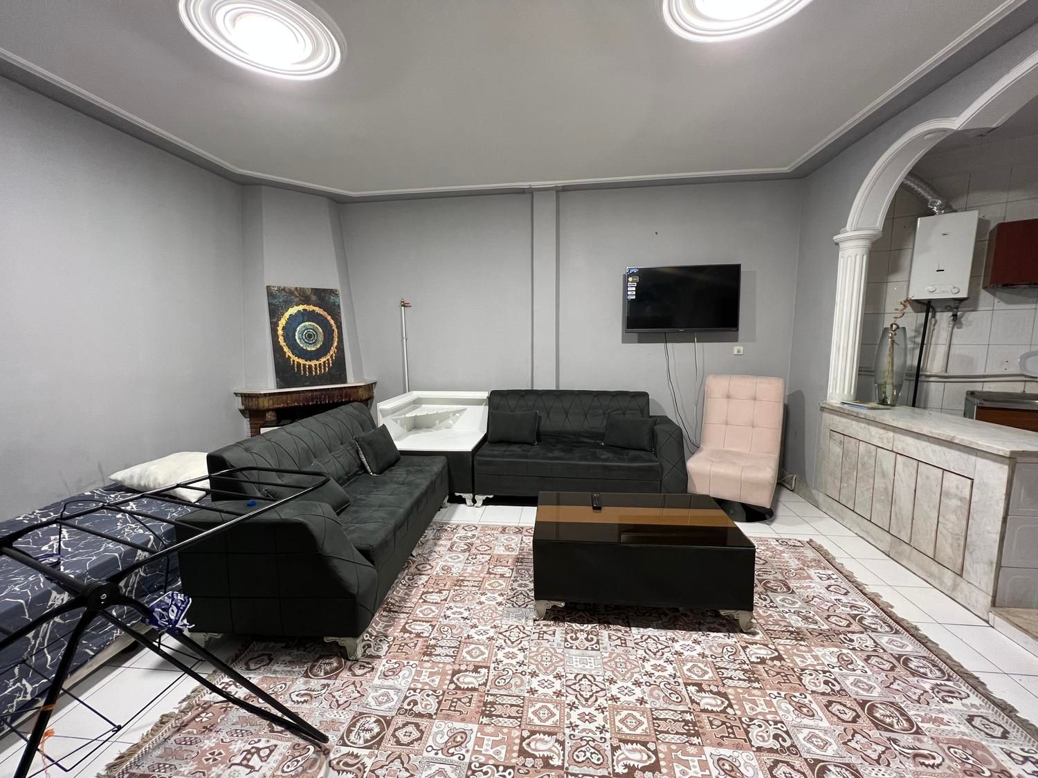 اجاره روزانه آپارتمان مبله/تمیز/مرکز شهر|اجارهٔ کوتاهمدت آپارتمان و سوئیت|تهران, فلسطین (میدان انقلاب)|دیوار