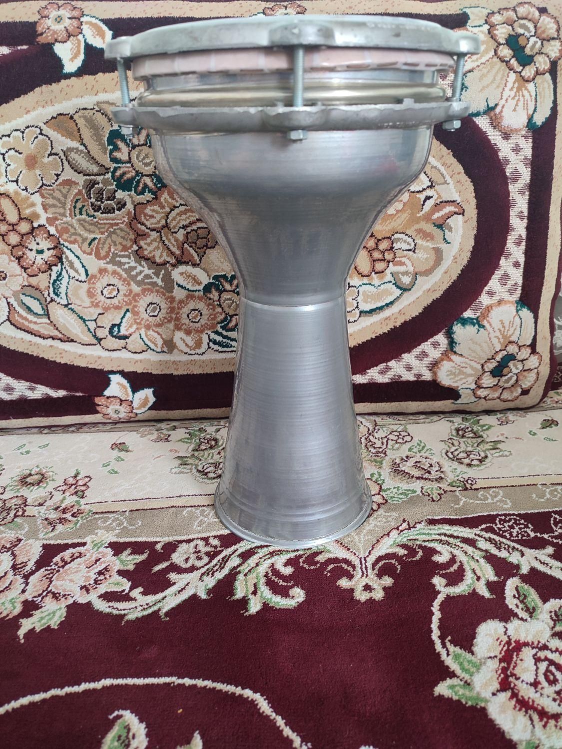 تمبک (تمبو)|سازهای سنتی|سنندج, |دیوار
