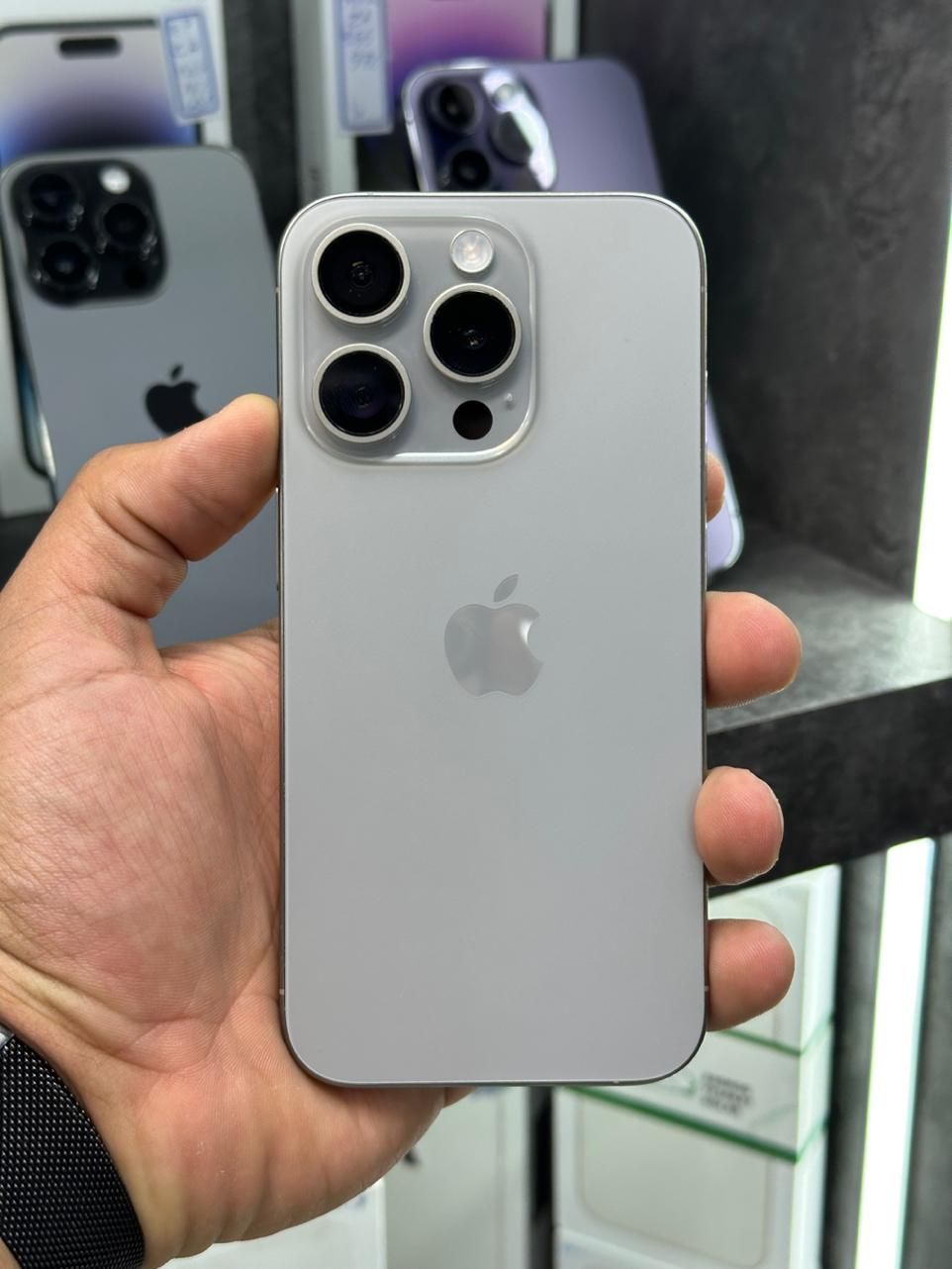 اپل iPhone 15 Pro بدون پیش پرداخت|موبایل|اصفهان, احمدآباد|دیوار