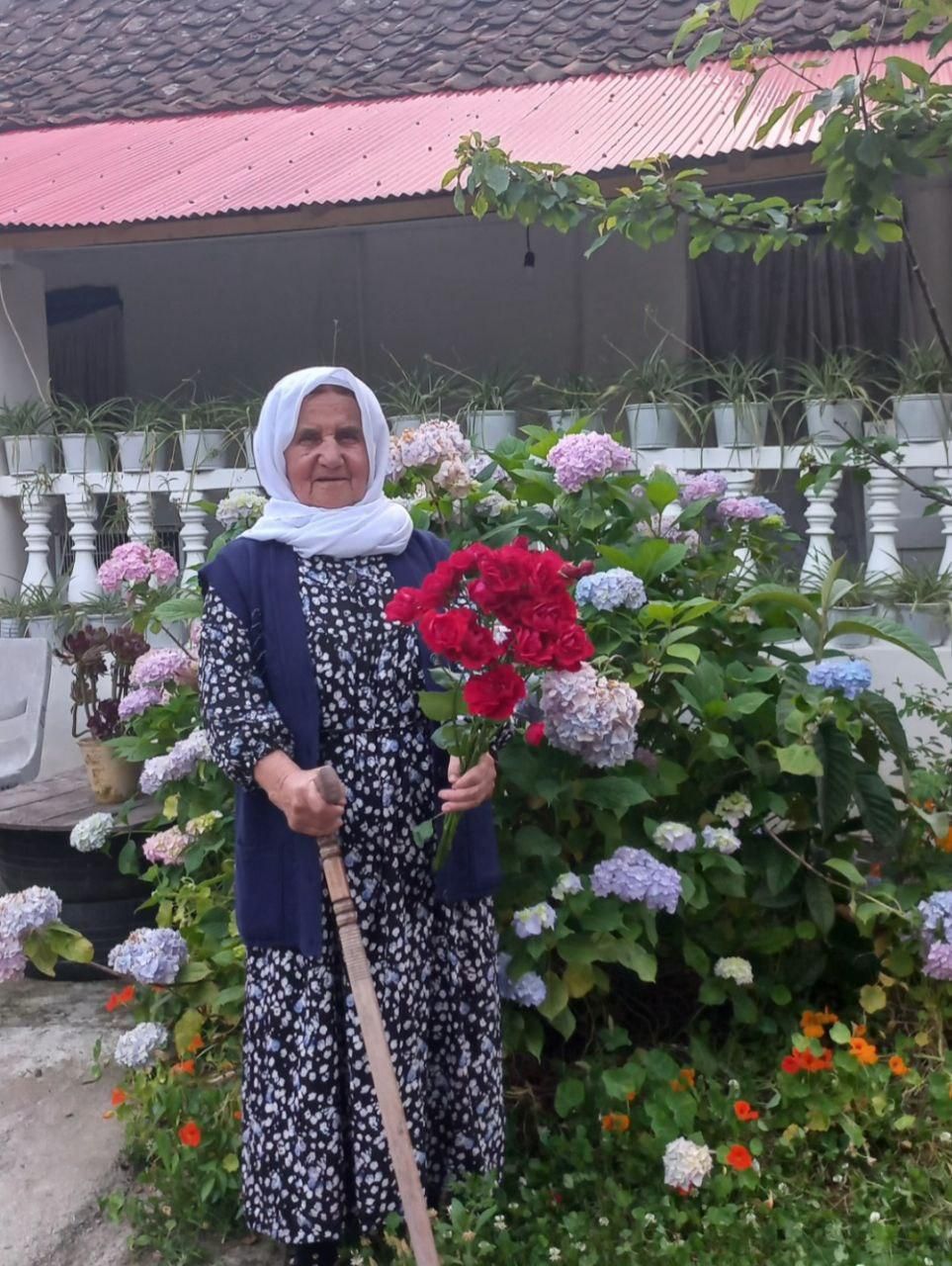 اجاره خونه مادربزرگه در محیط روستایی|اجارهٔ کوتاه‌مدت ویلا و باغ|چوبر, |دیوار