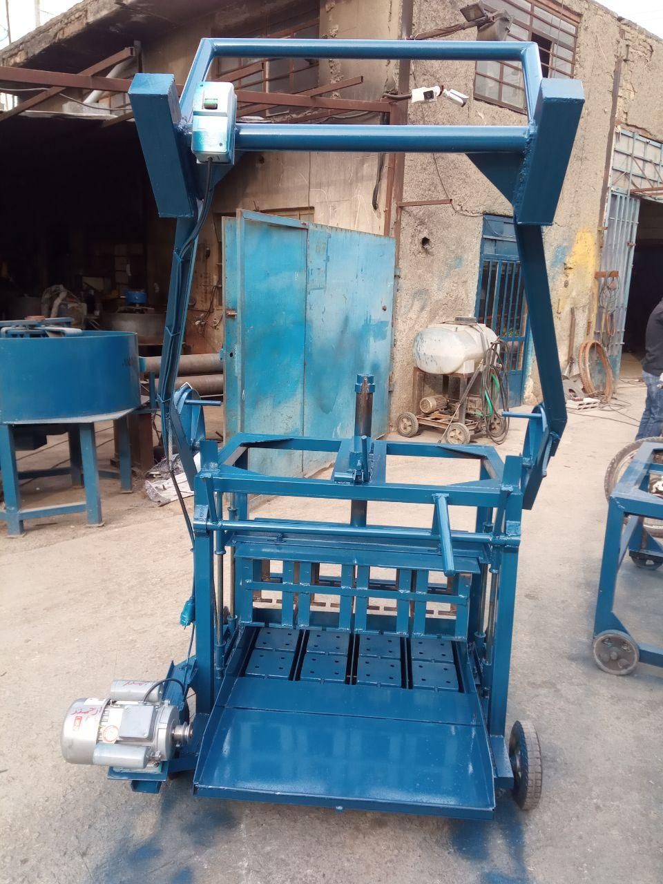 دستگاه بلوکه زن بلوکه باغی نو دستگاه بلوکه زنی|ماشینآلات صنعتی|خواف, |دیوار