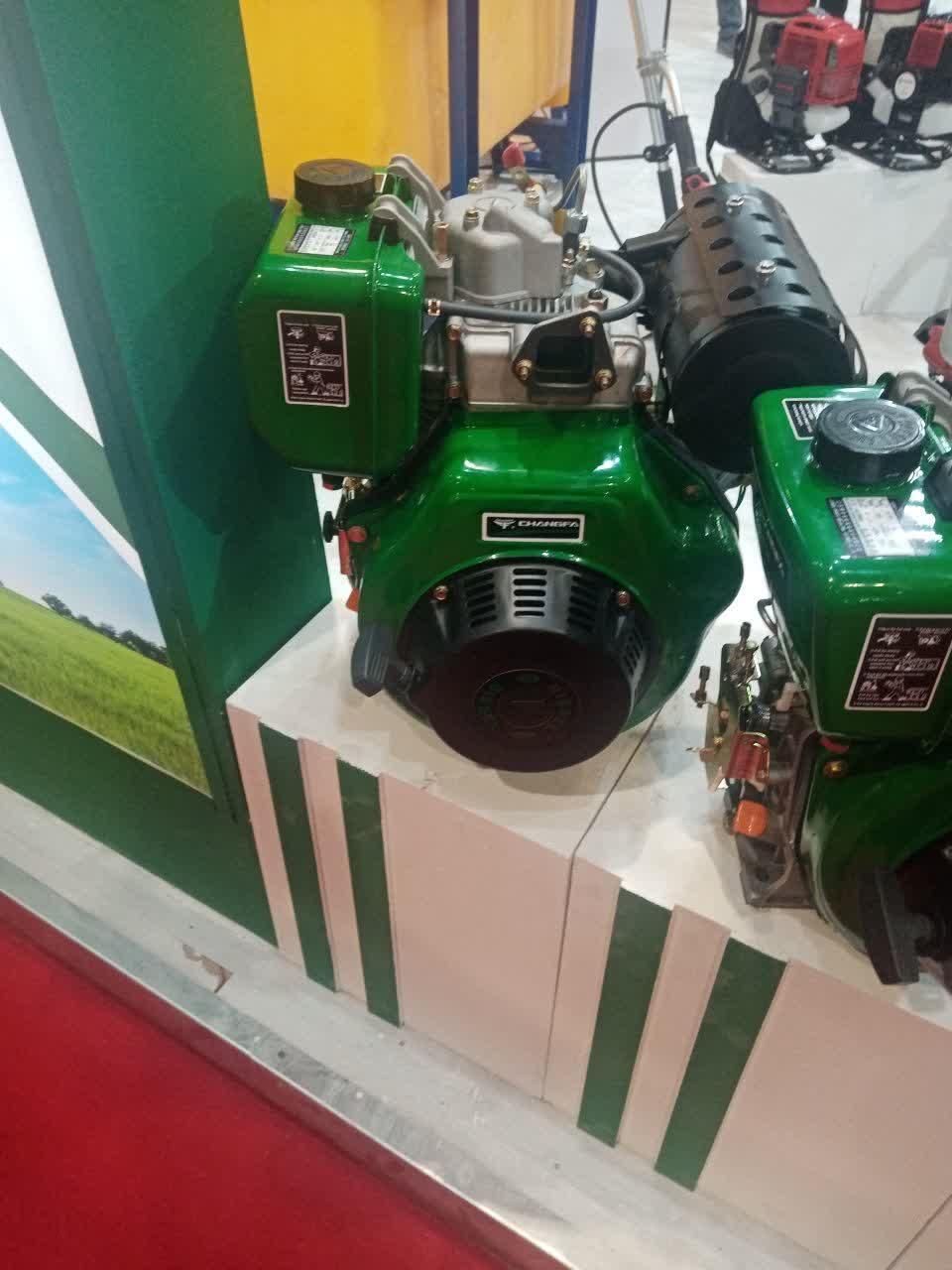 موتور تک انجین 30و 22و 14 اسب آب خنک رادیاتور|ماشین‌آلات صنعتی|باقرشهر, |دیوار