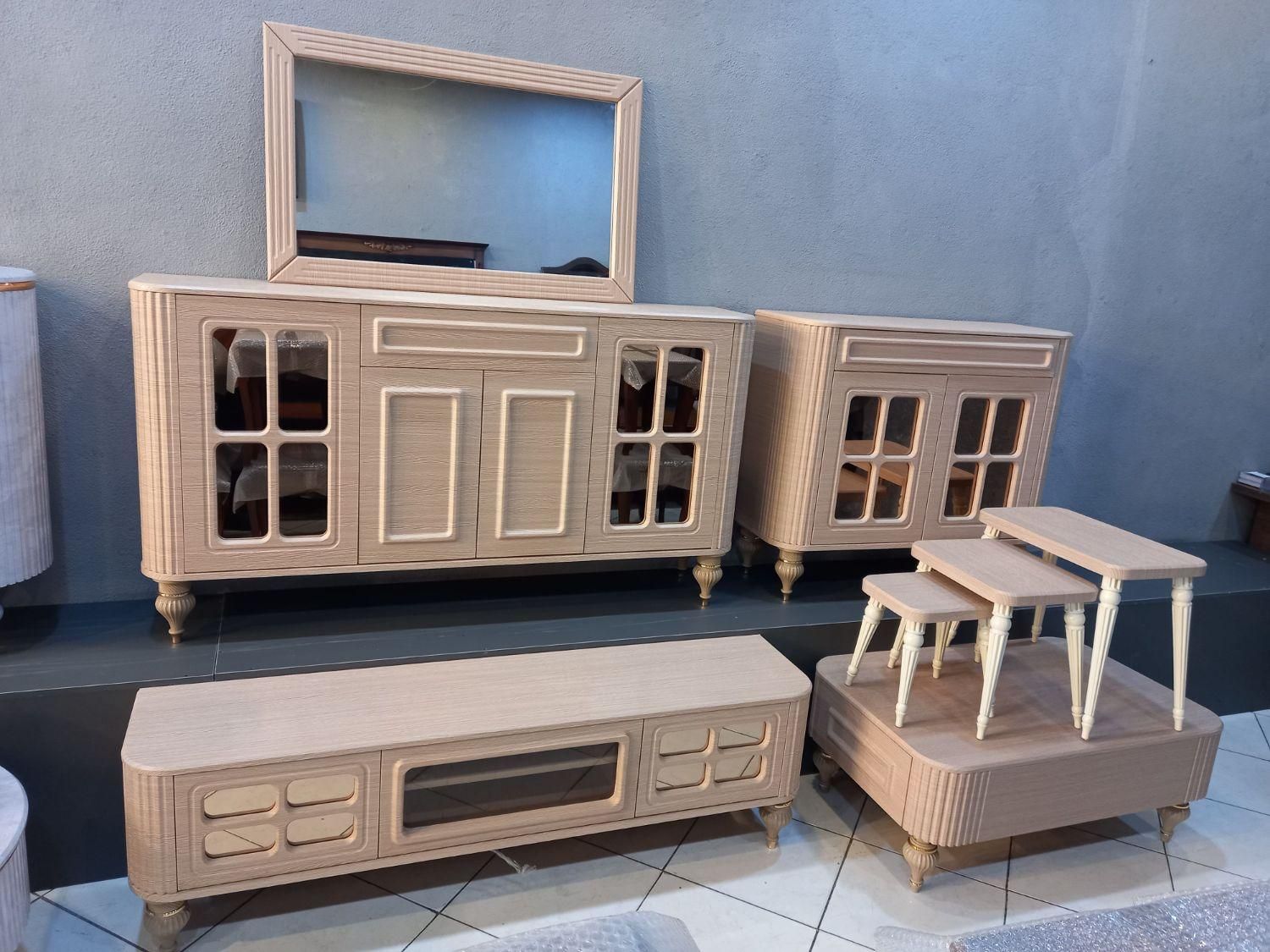 آینه کنسول کلاسیک|بوفه، ویترین، کنسول|مشکین‌دشت, |دیوار