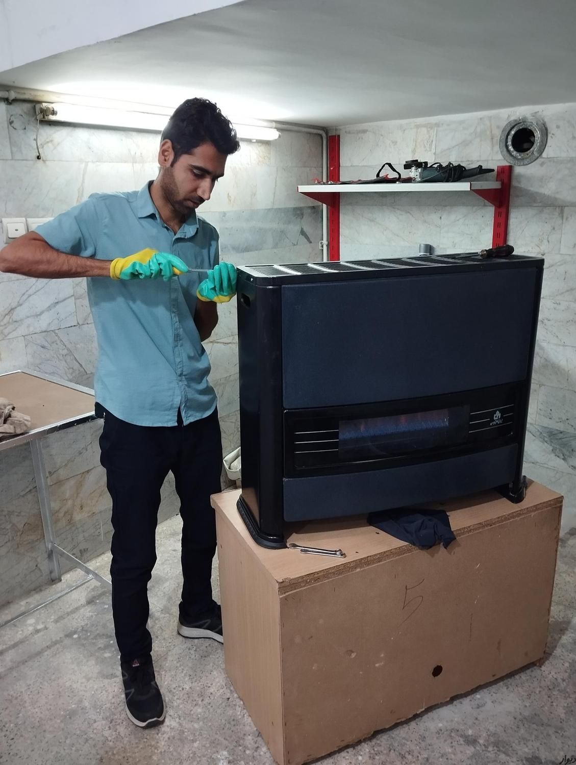 تعمیر آبگرمکن و بخاری آبی سوز|خدمات پیشه و مهارت|قائن, |دیوار