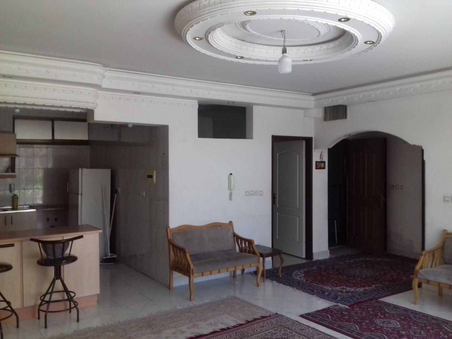 خانه مسافر دو خواب پارکینگ وحیاط|اجارهٔ کوتاه‌مدت آپارتمان و سوئیت|اصفهان, شهرک کاوه|دیوار
