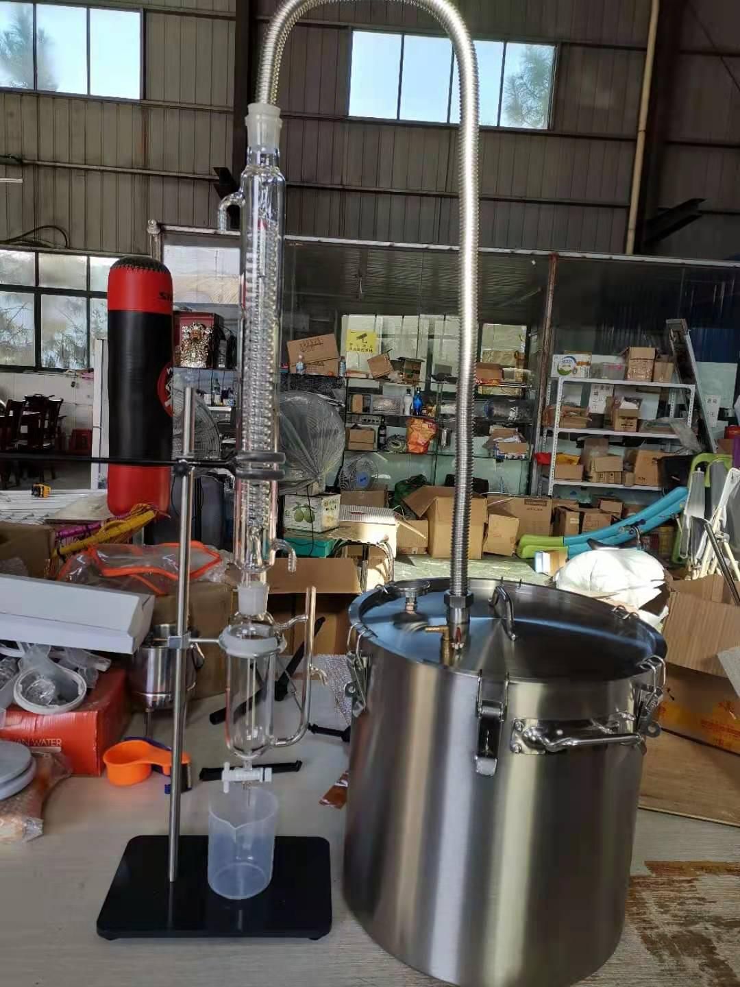 دستگاه اسانس گیری|ماشین‌آلات صنعتی|کاشان, شهدا|دیوار