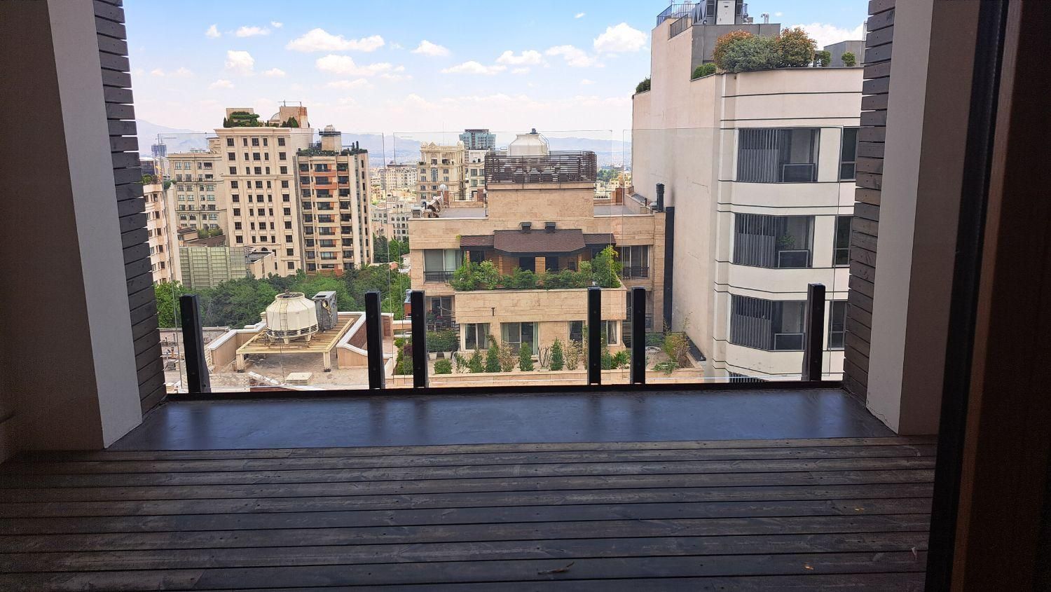 ۳۱۰ متر ۳ خوابه مدرن تراس بزرگ ویو ابدی ولنجک