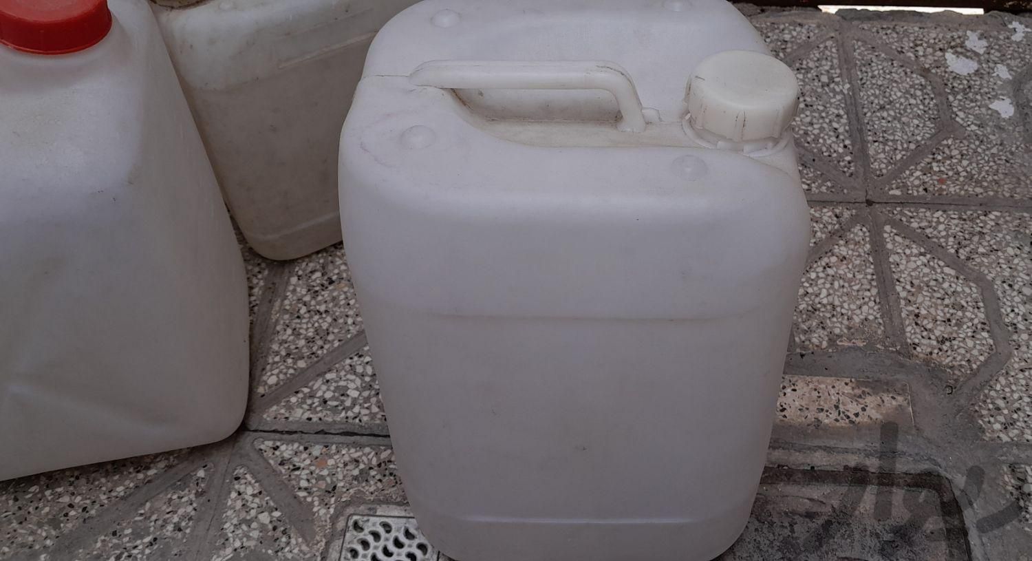 گالن ۲۰ لیتری سالم قابل استفاده|ظروف نگهدارنده، پلاستیکی و یکبارمصرف|مشهد, احمدآباد|دیوار