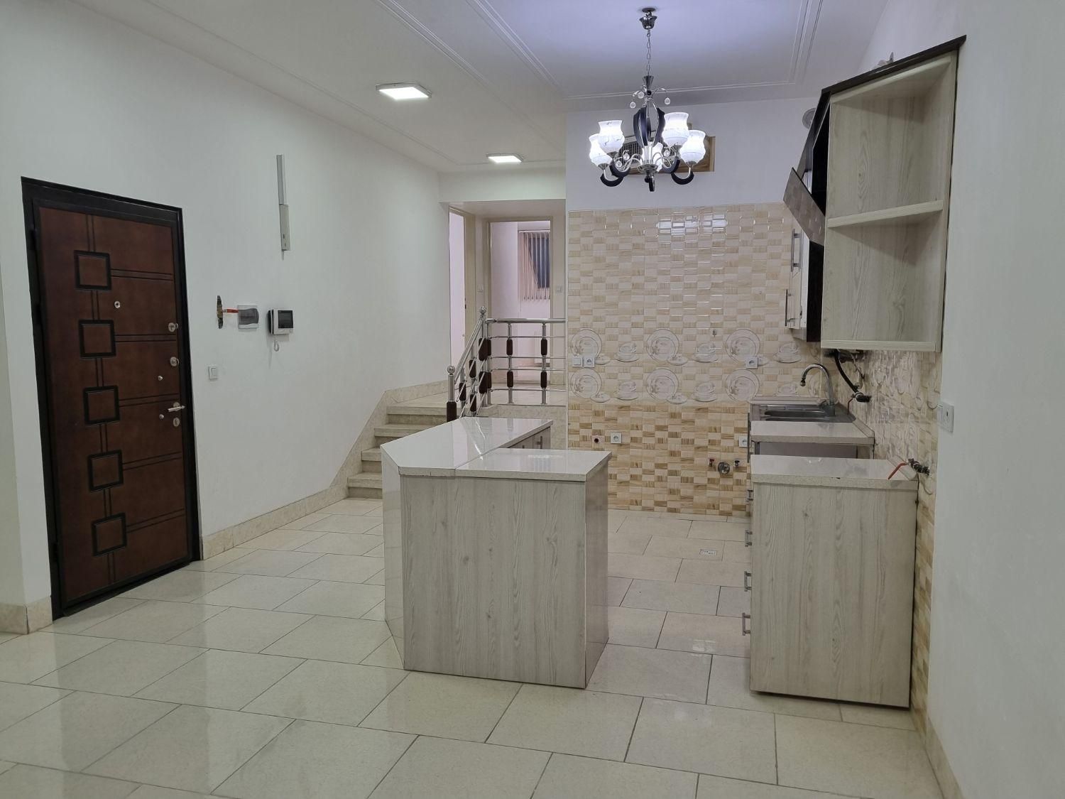 ۲ واحد آپارتمان ۷۰ و ۱۰۵ متری / شهرک دانشگاه|اجارهٔ آپارتمان|یزد, |دیوار