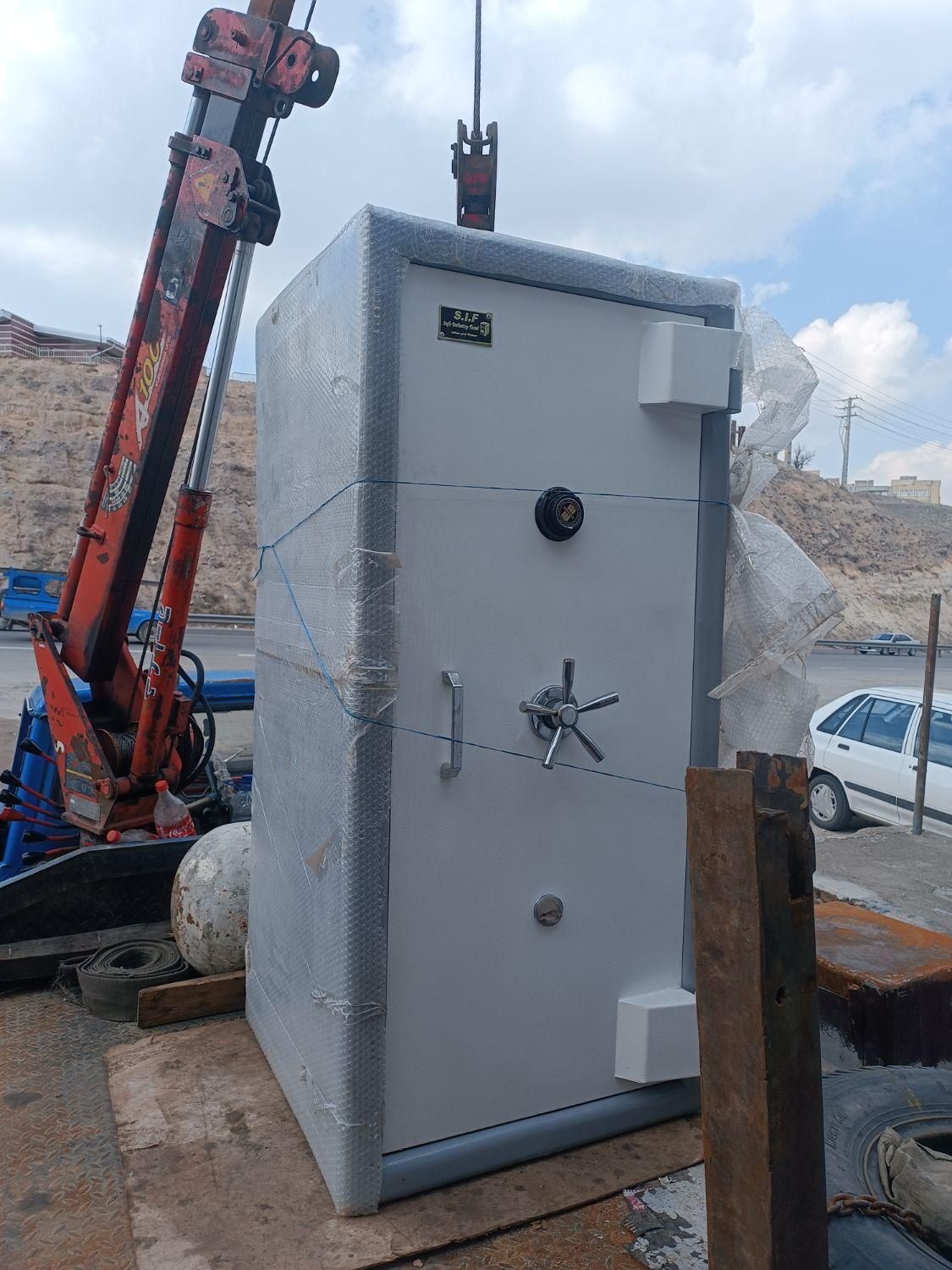 گاوصندوق کاوه وکاوه در اندازه های متفاوت گاو صندوق|ابزارآلات|تبریز, |دیوار