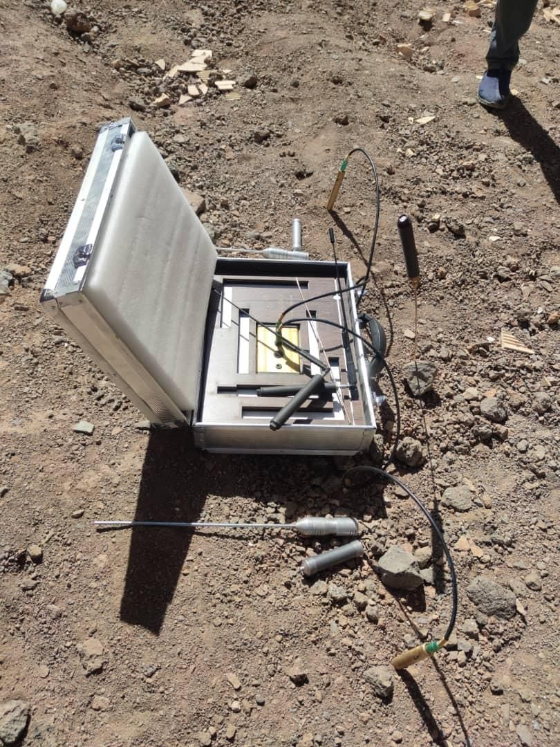 تعیین محل حفر چاه آب- دستگاه ژئوفیزیک-آبیابی-مقنی|خدمات باغبانی و درختکاری|ساوه, |دیوار