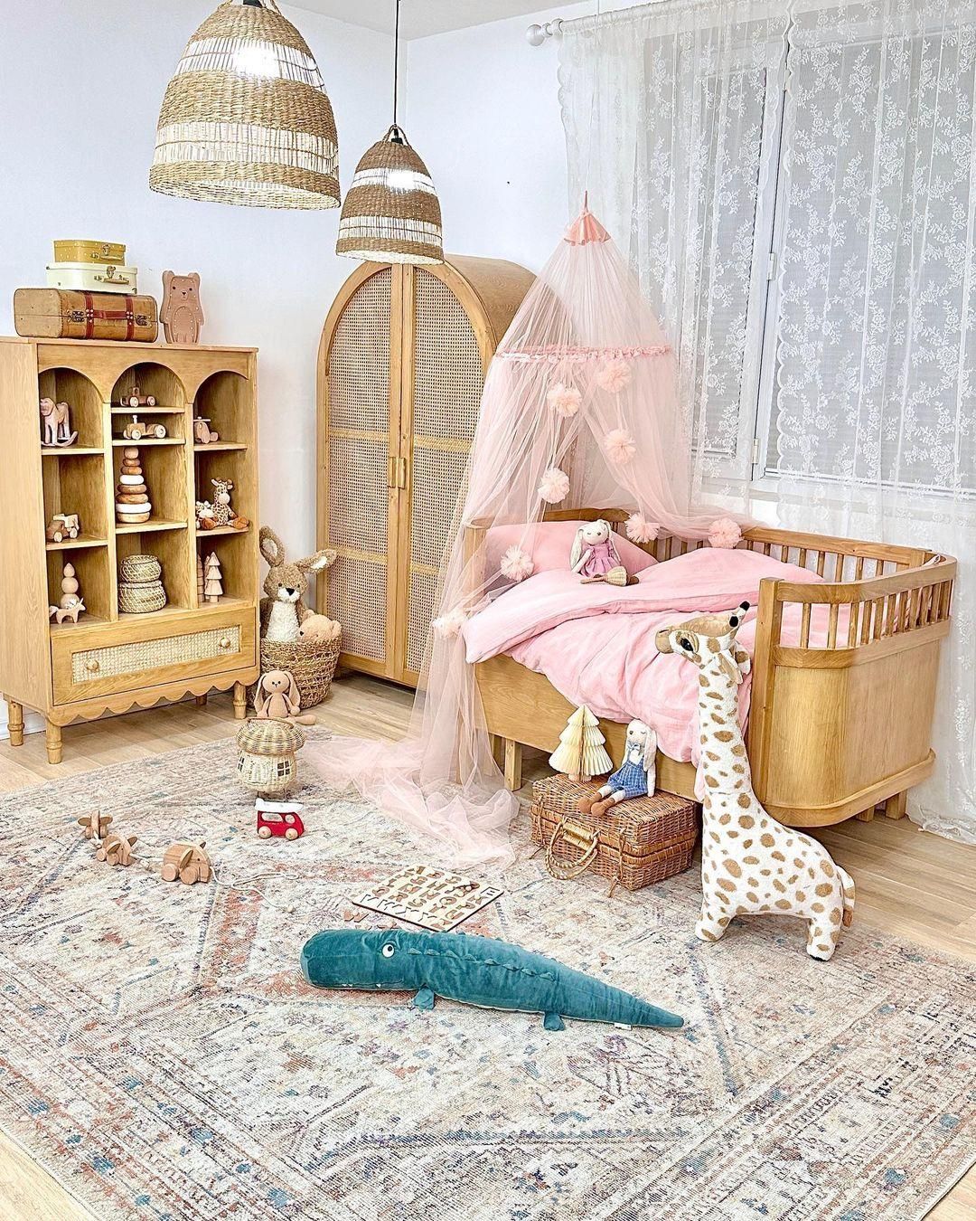 تخت خواب نوزاد دراورکمد ویترین کودک سیسمونی سرویس|تخت و سرویس خواب|اراک, |دیوار