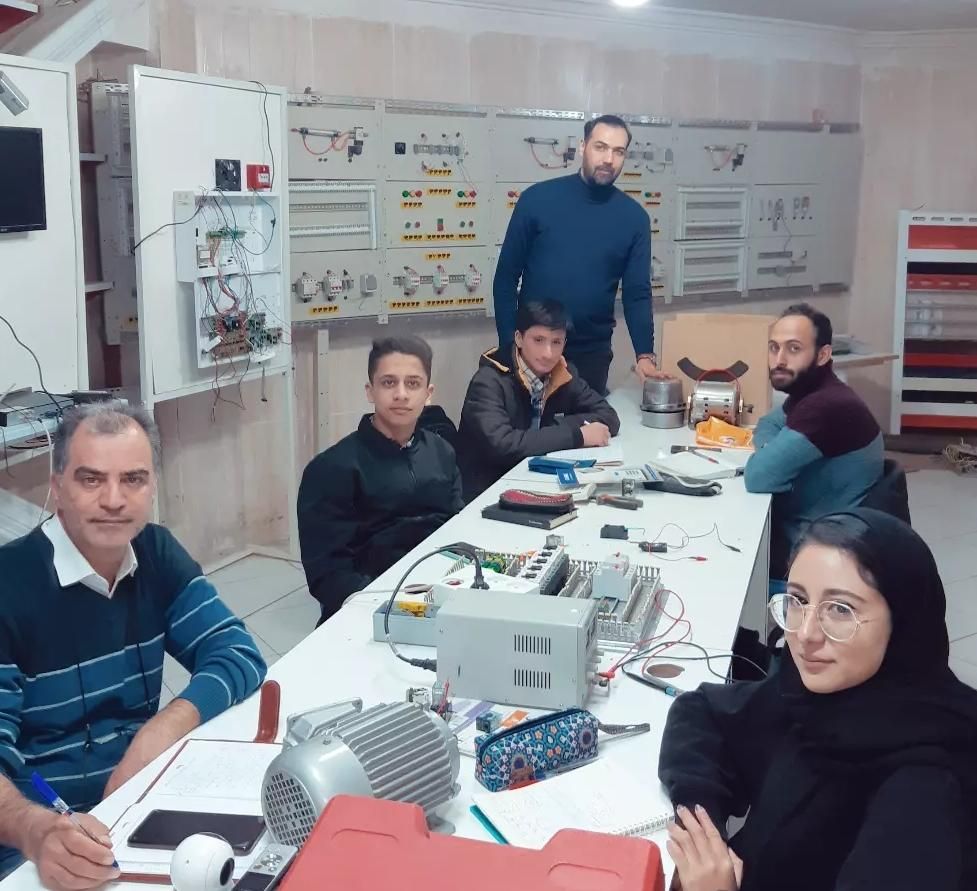 آموزش برق صنعتی، ساختمان، PLC، مونتاژ تابلو|خدمات آموزشی|مشهد, سعد آباد|دیوار