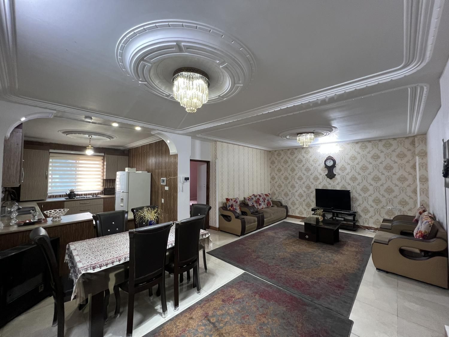 سوییت شیک و تمیز مستقل و پارکینگ و بدون واسطه|اجارهٔ کوتاهمدت آپارتمان و سوئیت|لاهیجان, لیل|دیوار