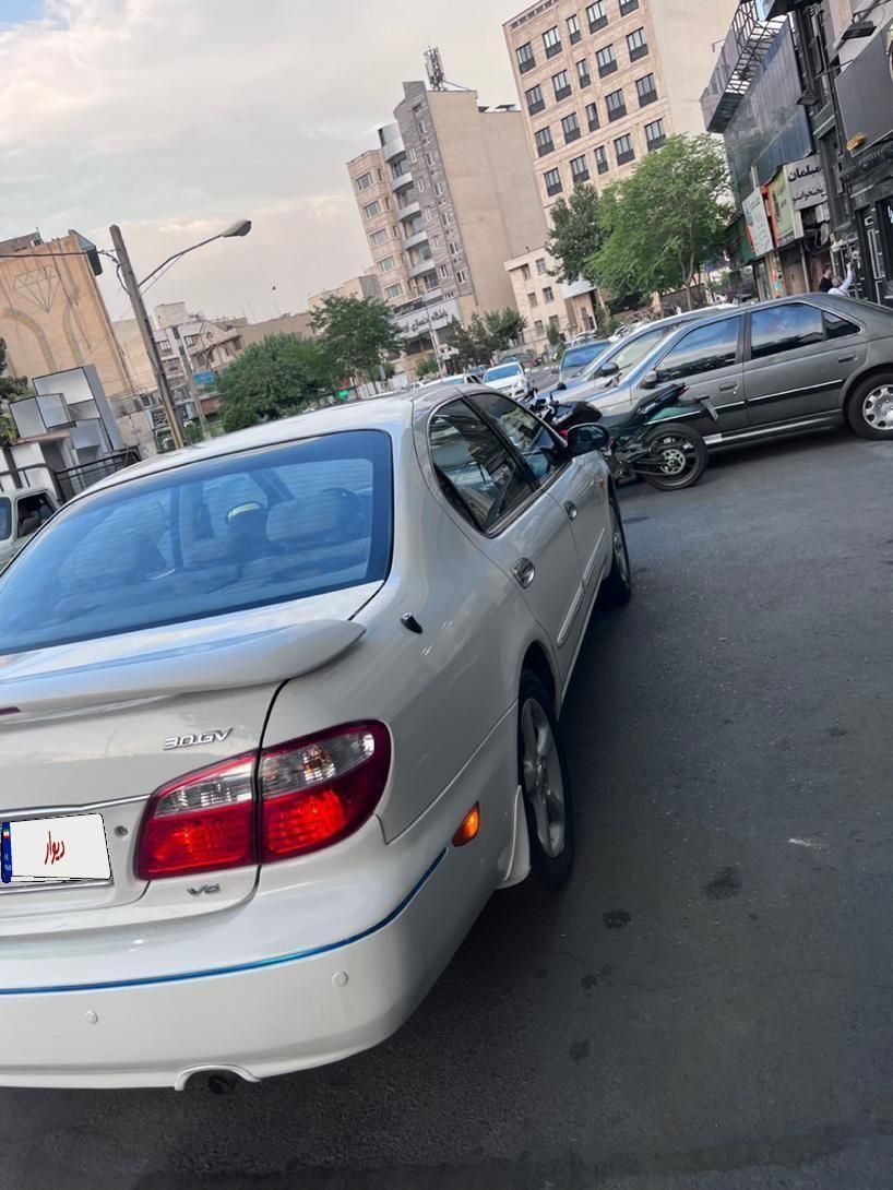 ماکسیما سفید دنده مدل۱۳۸۴|خودرو سواری و وانت|تهران, شهرک امید|دیوار