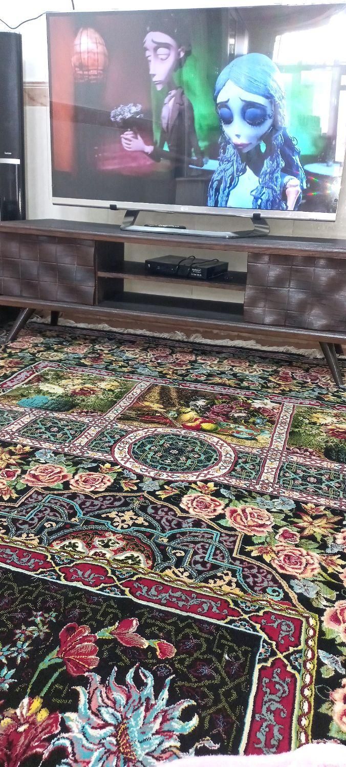 ایینه و کنسول و میز tv|بوفه، ویترین، کنسول|کرمانشاه, |دیوار