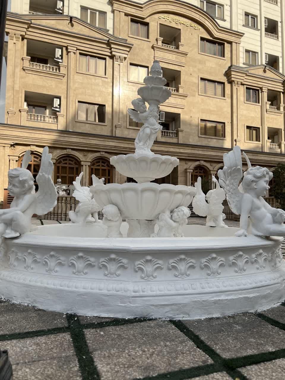 آبنما گلدان مجسمه بتن گلاس شیک مجلل|مصالح و تجهیزات ساختمان|کرج, عظیمیه|دیوار