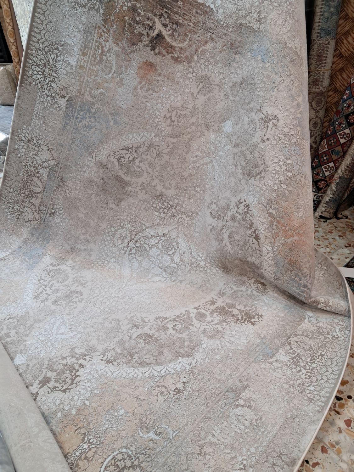 فرش نقشه طاووس ۱۲۰۰ شانه|فرش|رشت, حومه رشت|دیوار