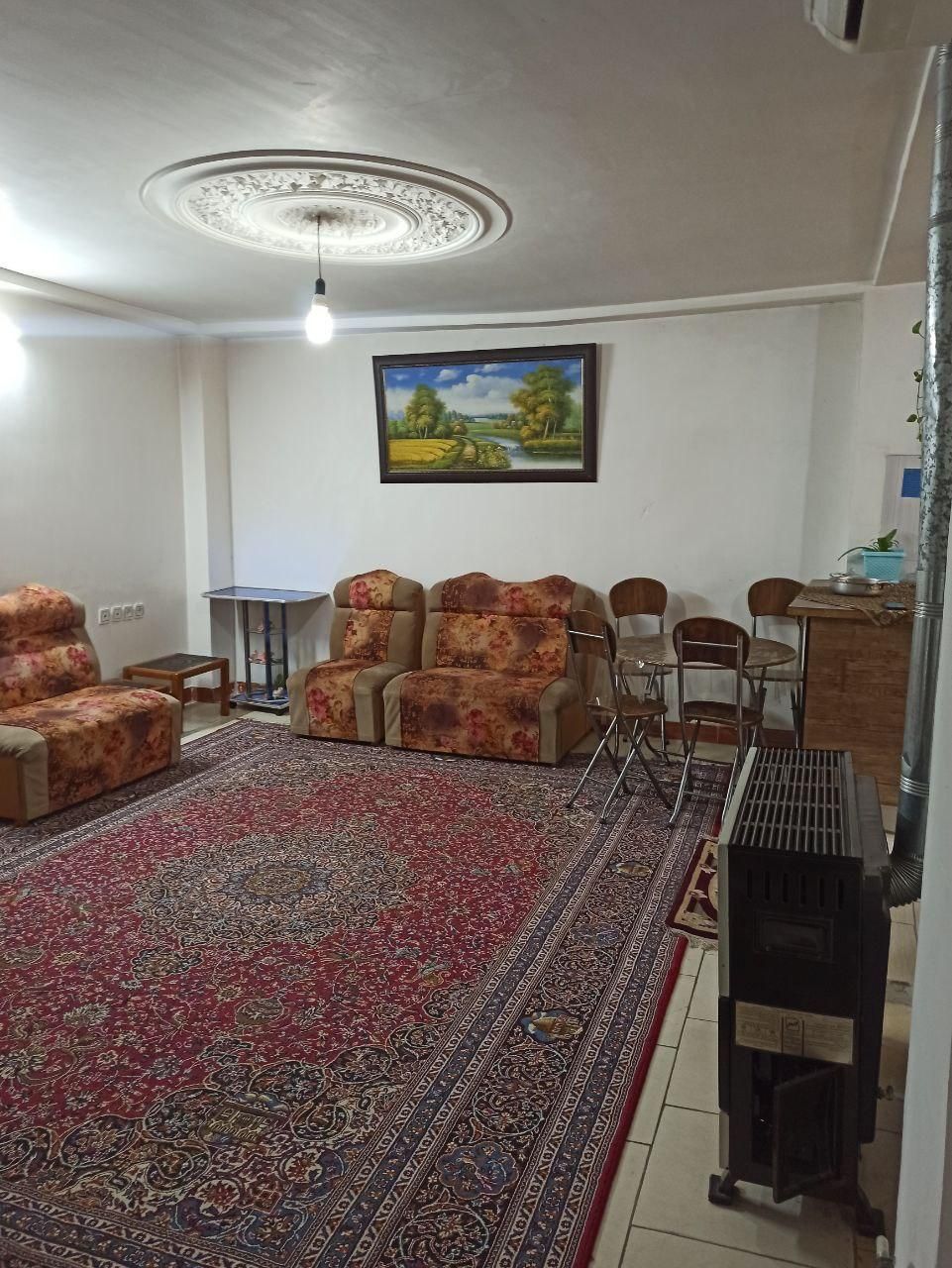 اجاره سوئیت مستقل کد (۷۷) در شهر لاهیجان|اجارهٔ کوتاه‌مدت آپارتمان و سوئیت|لاهیجان, کوی آزادگان|دیوار