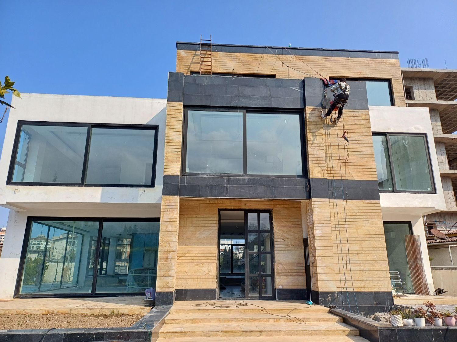 عایق سنگ سیمان شیشه کامپوزیت اب بندی نمانظافت شویی|خدمات پیشه و مهارت|نوشهر, |دیوار