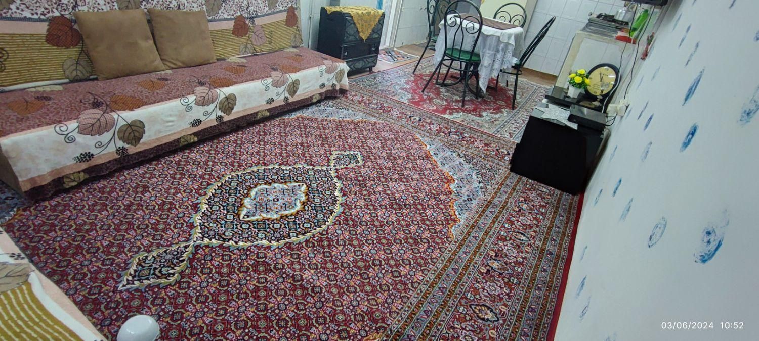 سوییت تمیز همراه پارکینگ مسقف و حیاط خلوت|اجارهٔ کوتاهمدت آپارتمان و سوئیت|بندر انزلی, کوی آزادگان|دیوار