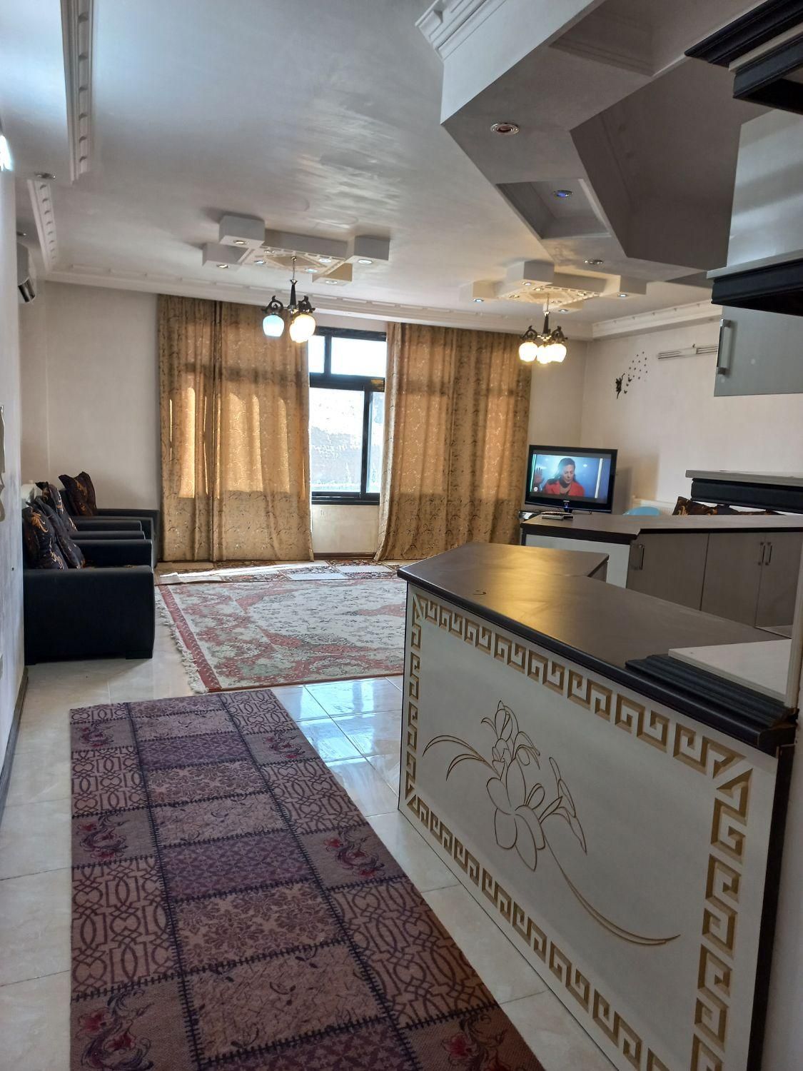 اجاره کوتاه مدت ویلا سوئیت باغبهادران|اجارهٔ کوتاه‌مدت آپارتمان و سوئیت|لنجان, |دیوار