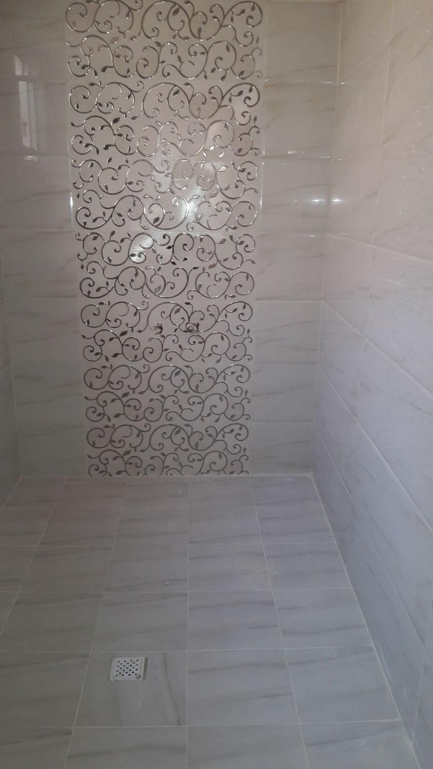 خدمات نصب کاشی وسرامیک چسبی   دوغابی  خورده کاری|خدمات پیشه و مهارت|اصفهان, احمدآباد|دیوار