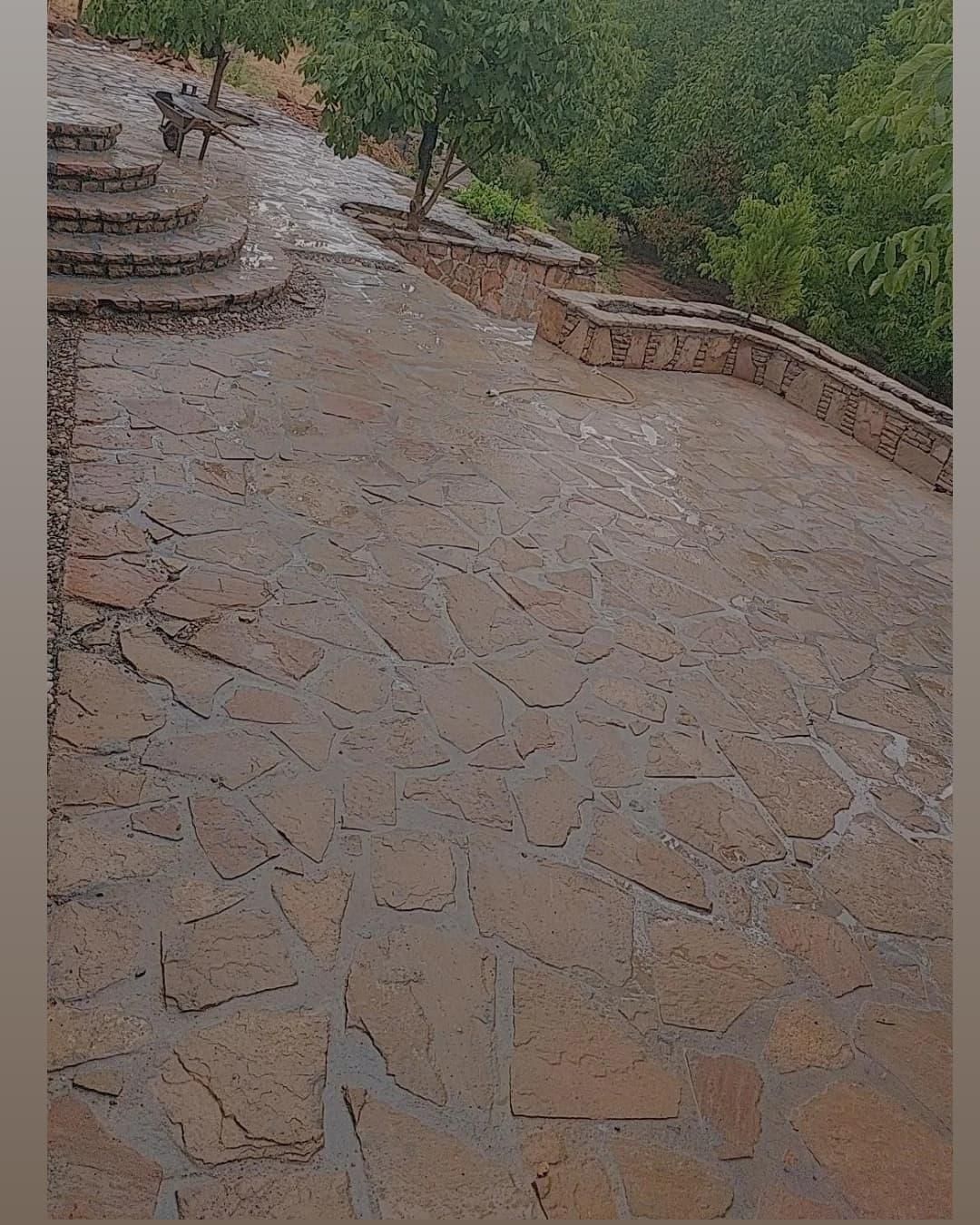 باربیکیوسنگ لاشه سنگ در هم شومینه کاهرنگ کاهگل|خدمات پیشه و مهارت|یاسوج, |دیوار