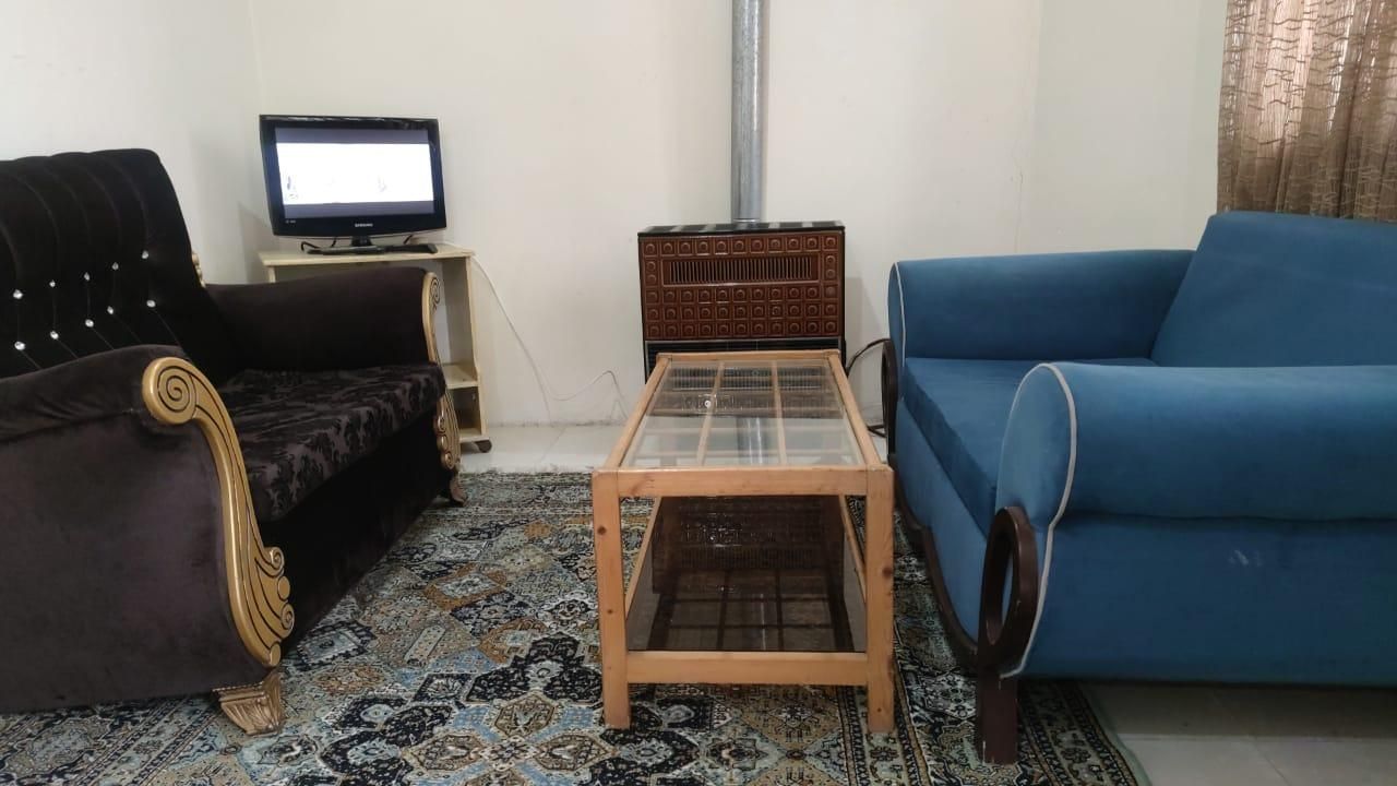سوئیت کوچولو ساحلی.|اجارهٔ کوتاه‌مدت ویلا و باغ|نوشهر, |دیوار