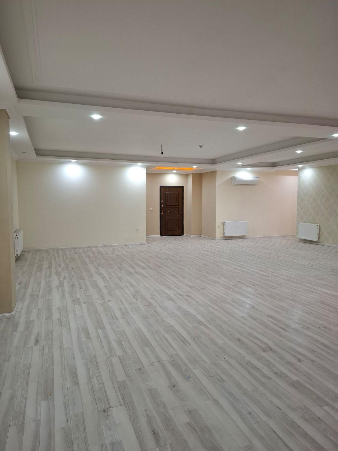 بلوارگیلان/۲۷۵متر/سه خواب/دوپارکینگ/کلیدنخورده|فروش آپارتمان|رشت, بلوار گیلان|دیوار
