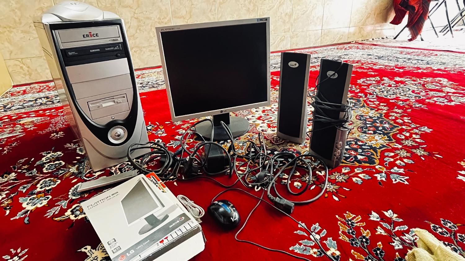 کامپیوتر و کیس مارک LG|رایانه رومیزی|اصفهان, شهرستان|دیوار