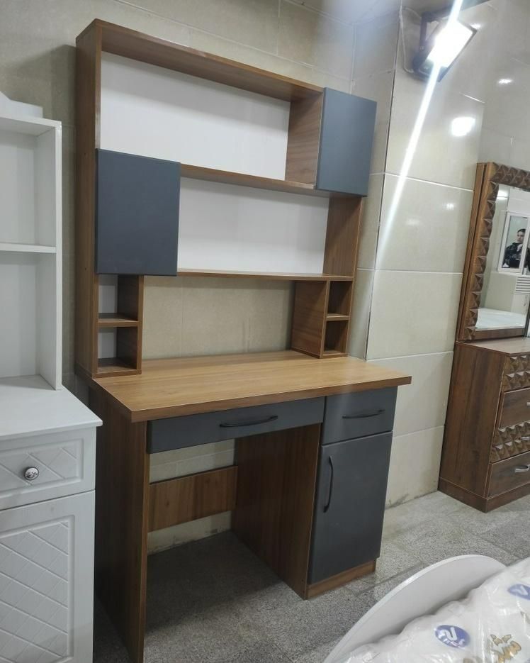 میز تحریر با کتابخانه|میز تحریر و کامپیوتر|فردیس, منظریه|دیوار