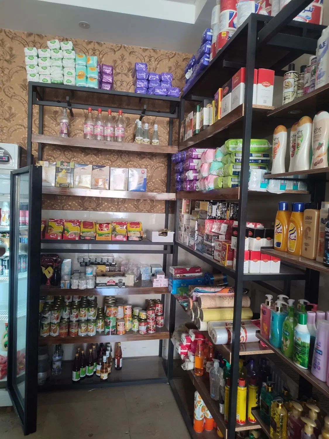 فروش تعدادی قفسه،رگال،جااجیلی،مانکن،سطل آشغال|فروشگاه و مغازه|مشهد, قائم|دیوار