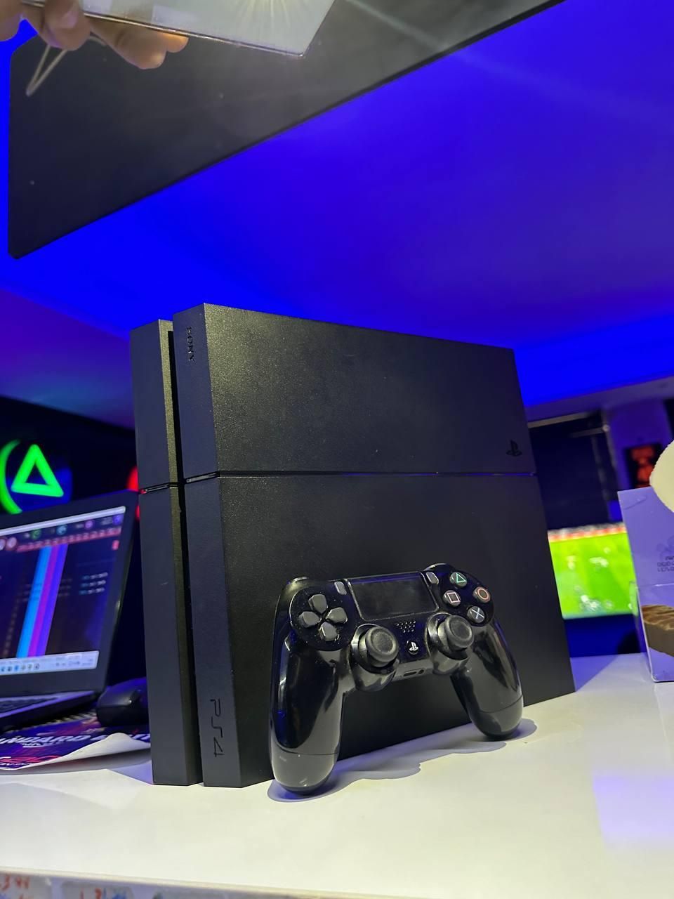 کنسول PS4 کپی خور فت یک ترا ۲دسته فابریک|کنسول، بازی ویدئویی و آنلاین|رشت, گلسار|دیوار